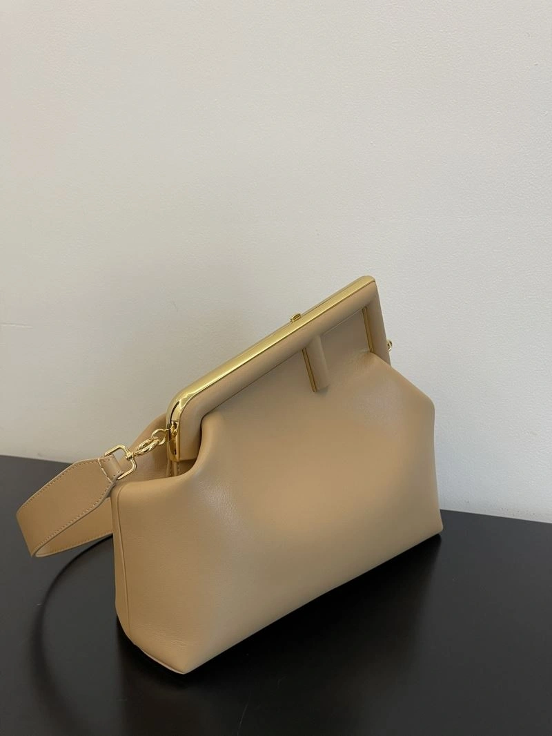 Fendi Satchel Bags Chic 72812
