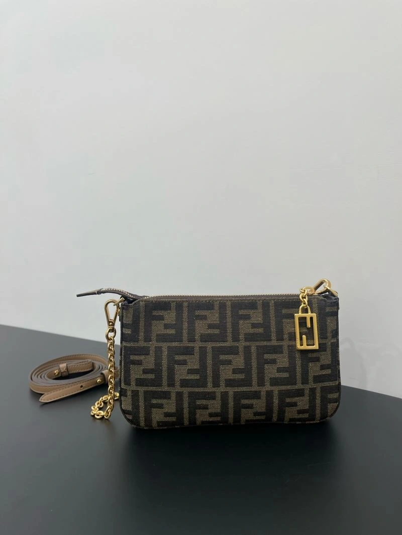 Sporty Fendi Satchel Bags 72805
