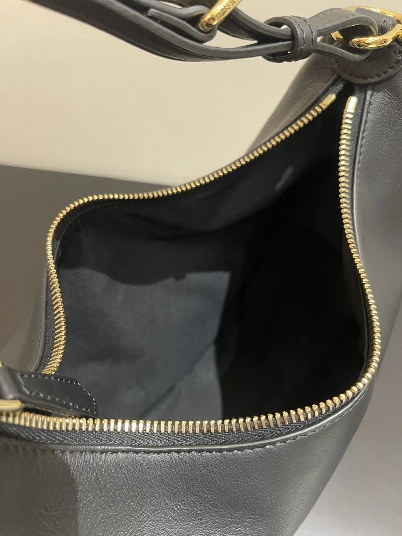 Fendi Satchel Bags Snug 72786