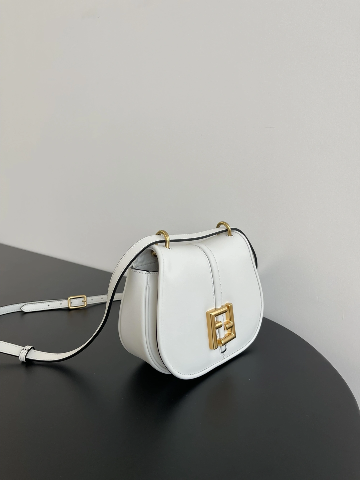 DailyWear Fendi Satchel Bags 69801