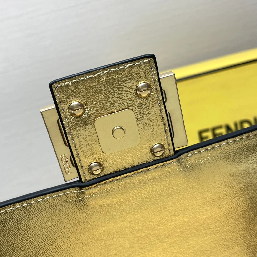Fendi Satchel Bags UrbanChic 69818