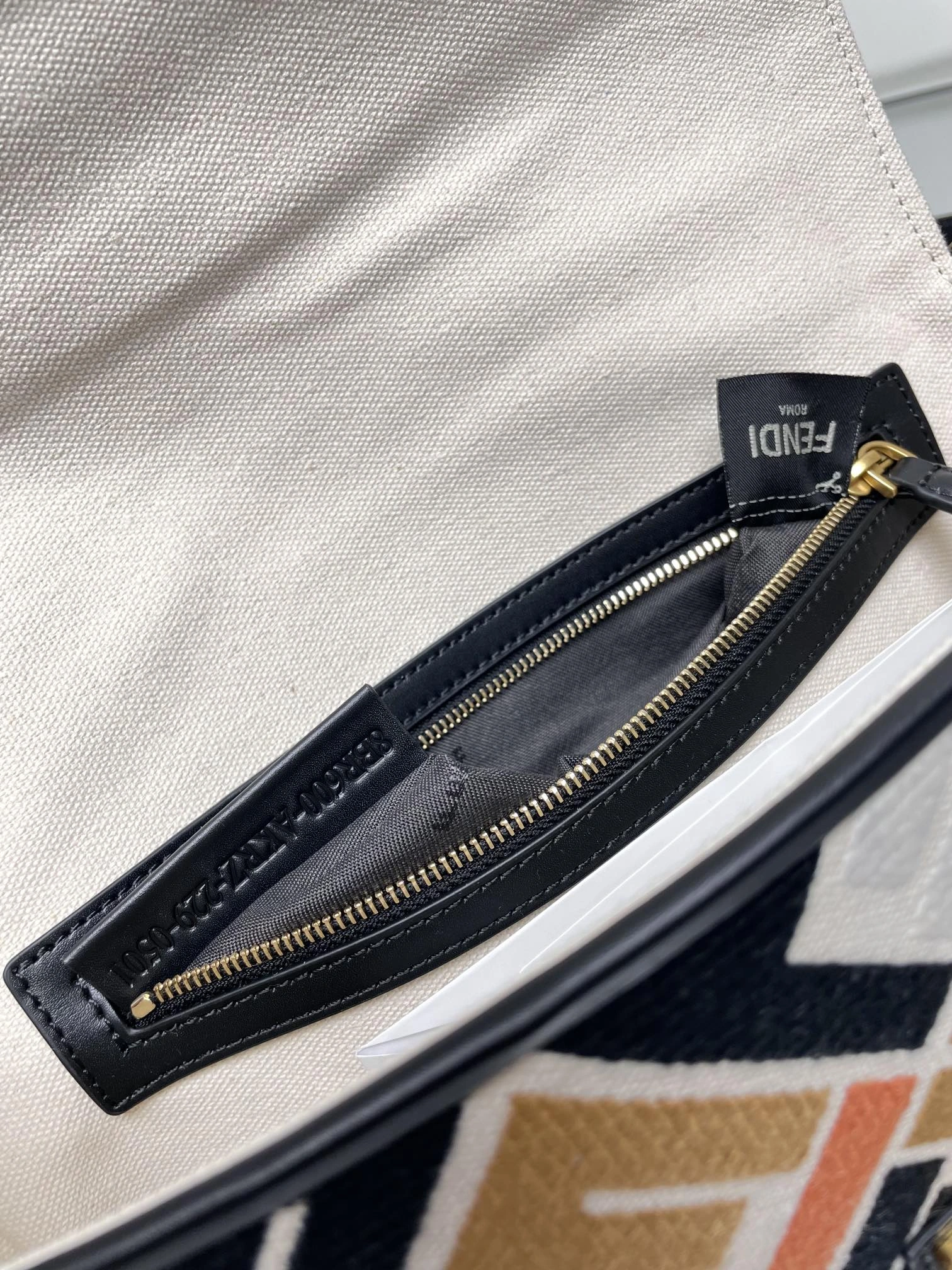 Fendi Satchel Bags Premium 69787