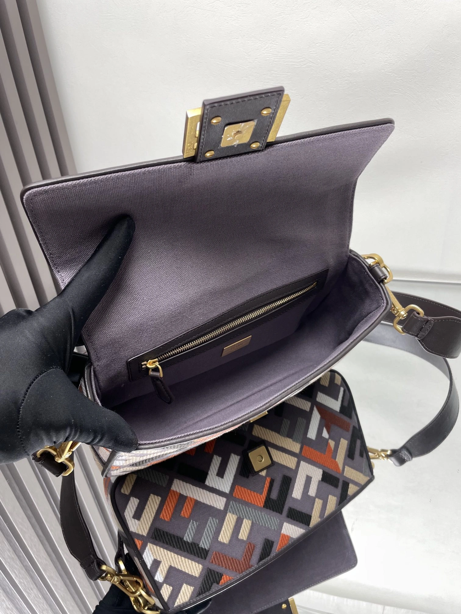 Fendi Satchel Bags SmartChoice 69783