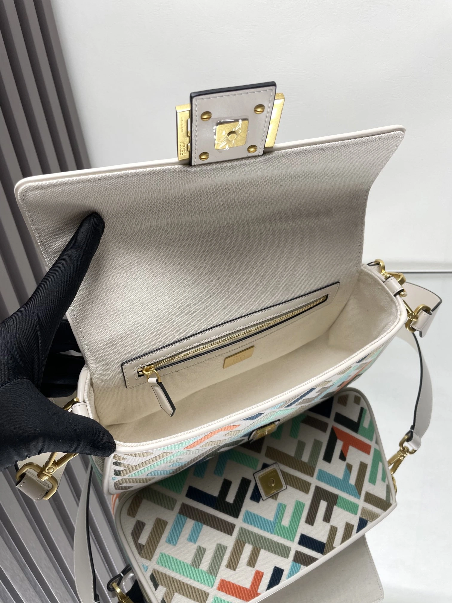 Fendi Satchel Bags SportInspired 69780