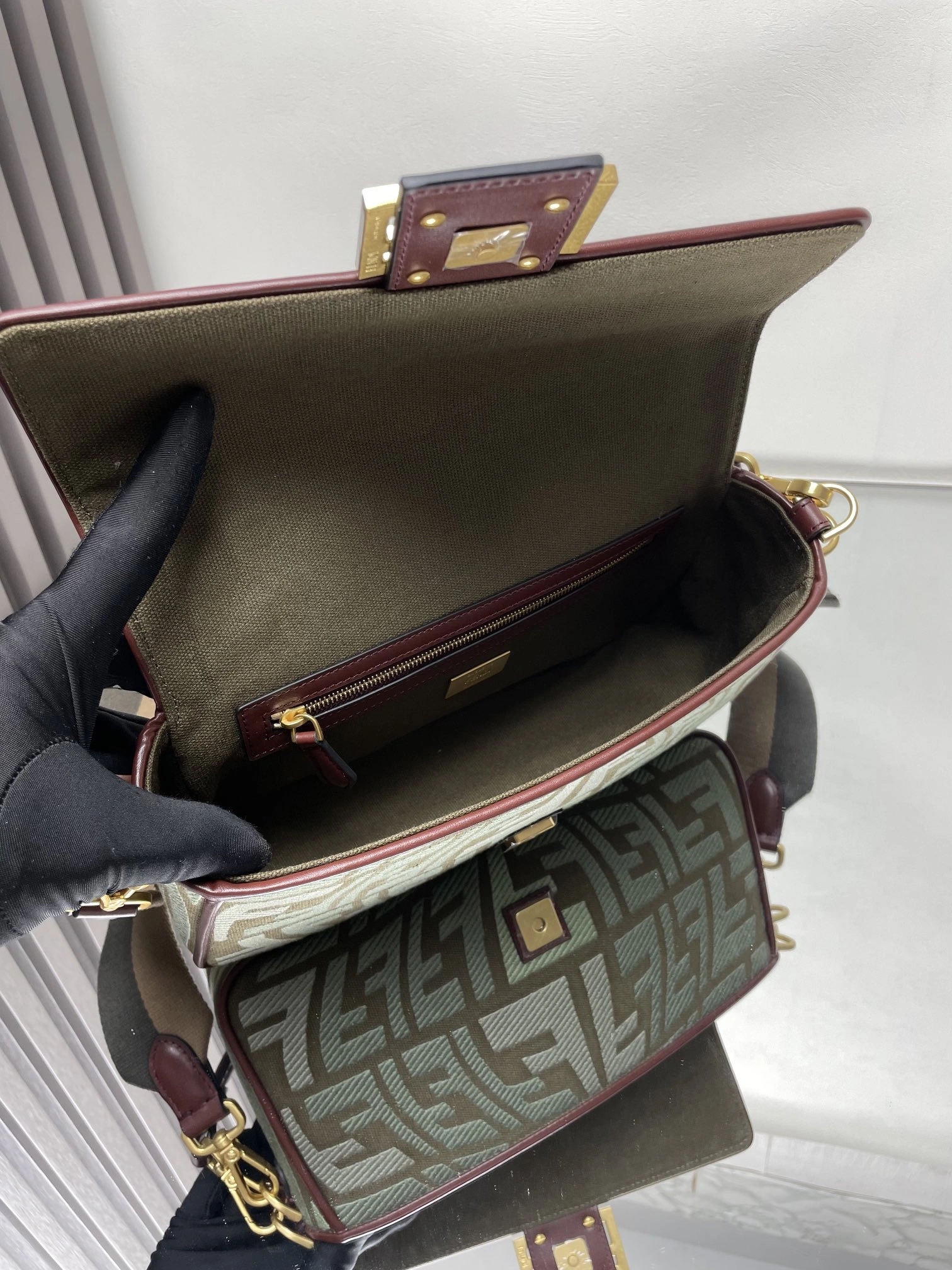 Trendy Fendi Satchel Bags 69767