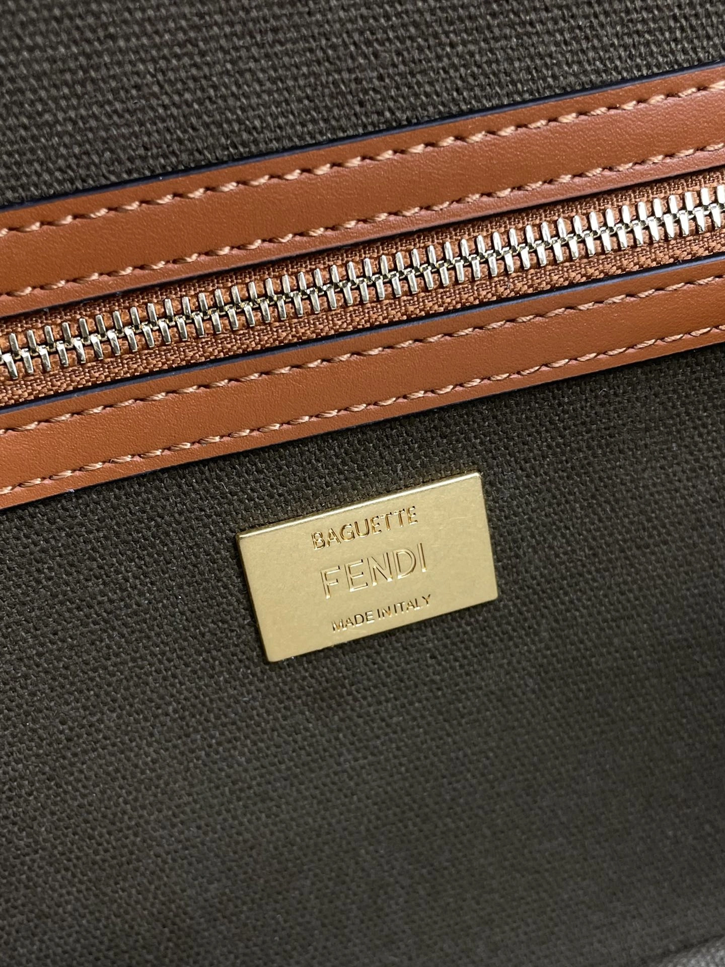 Resilient Fendi Satchel Bags 69782