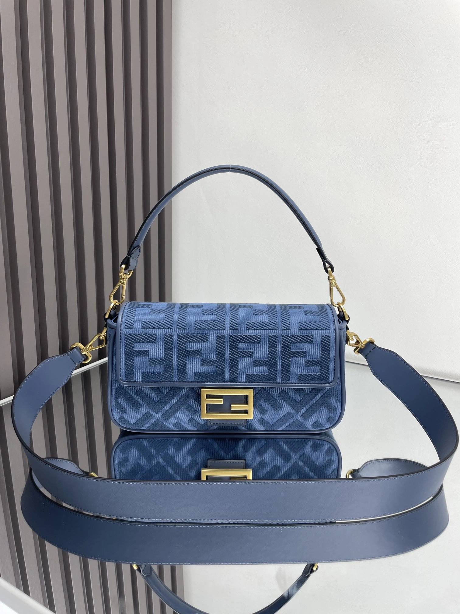 Comfortable Fendi Satchel Bags 69774