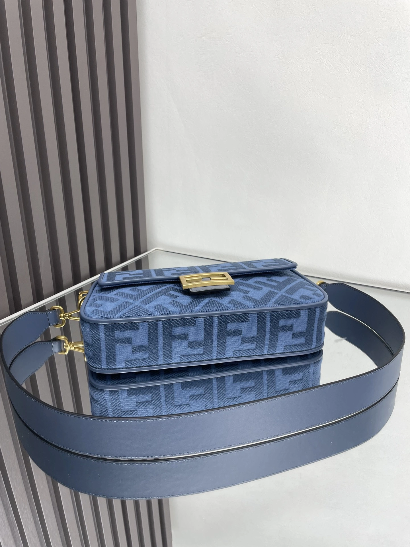 Comfortable Fendi Satchel Bags 69774
