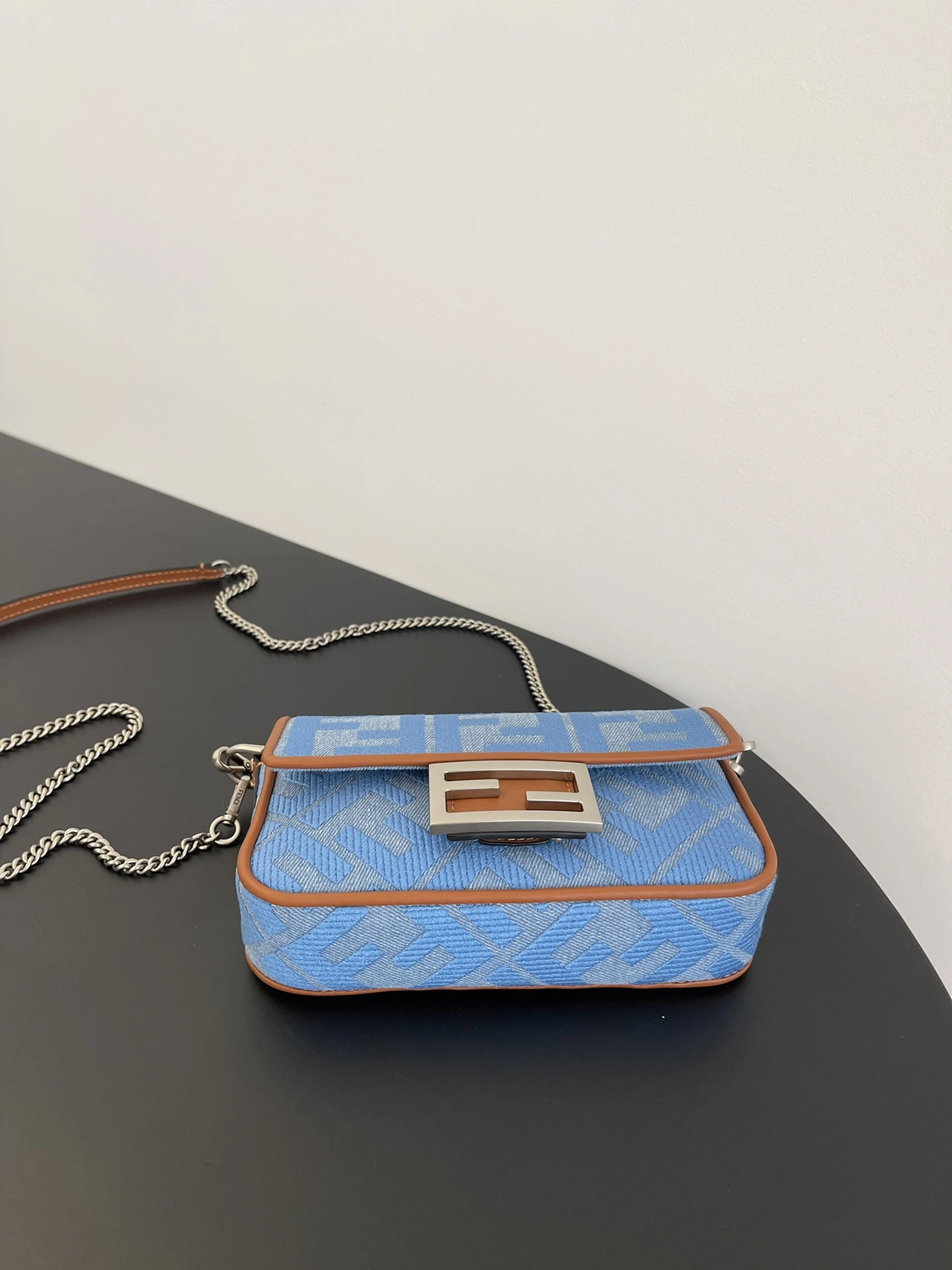 Comfortable Fendi Satchel Bags 69771