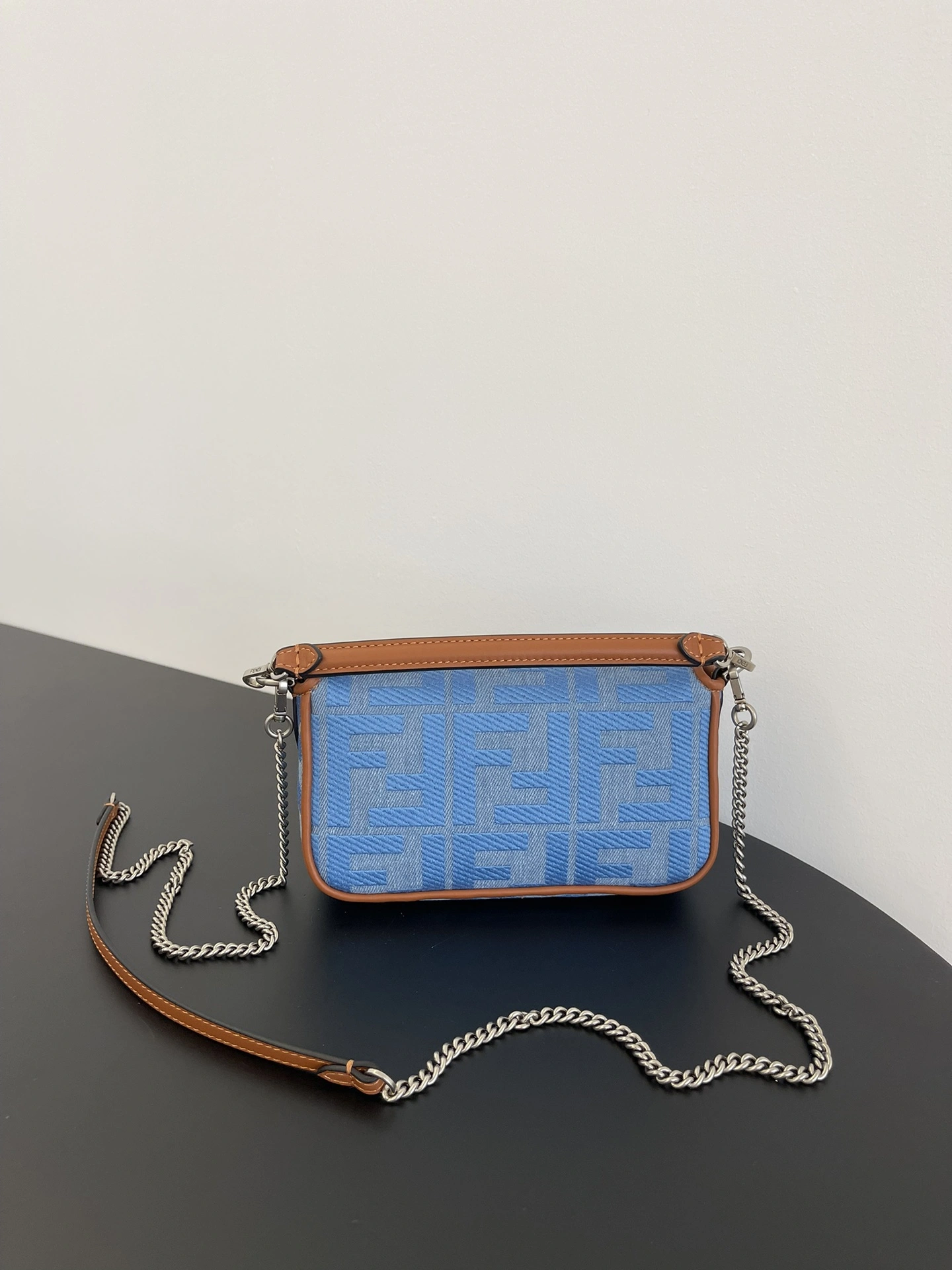 Comfortable Fendi Satchel Bags 69771
