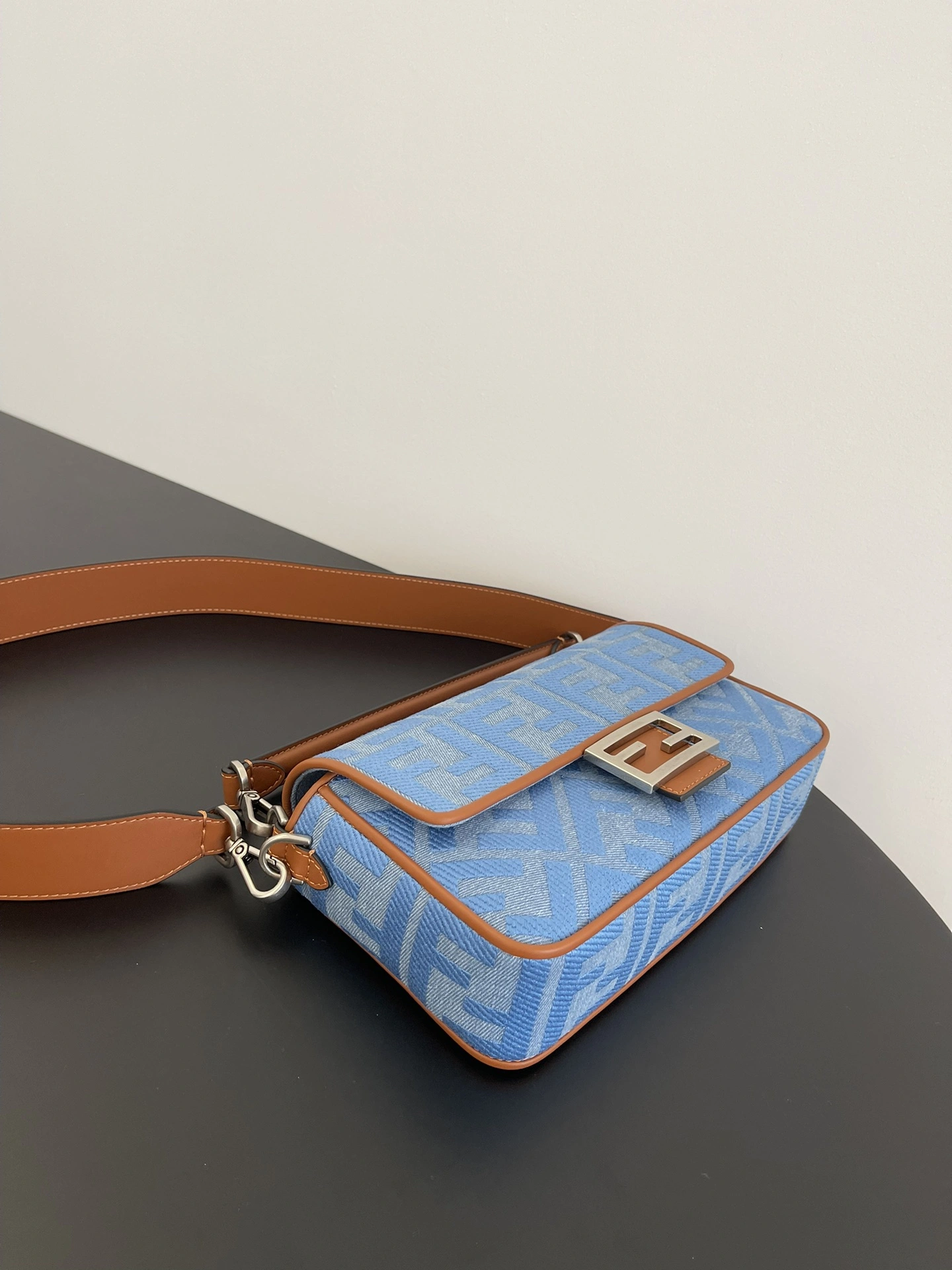 Durable Fendi Satchel Bags 69773