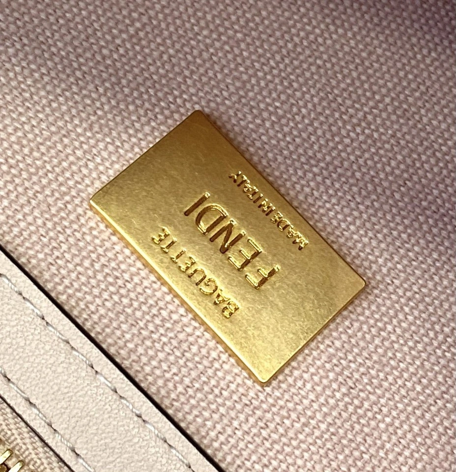 MoistureWicking Fendi Satchel Bags 69789