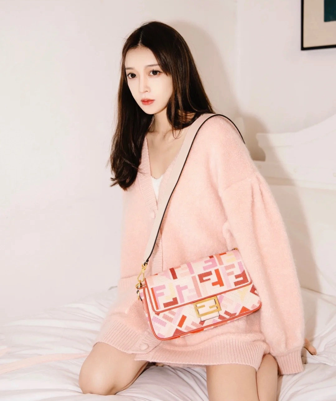 MoistureWicking Fendi Satchel Bags 69789