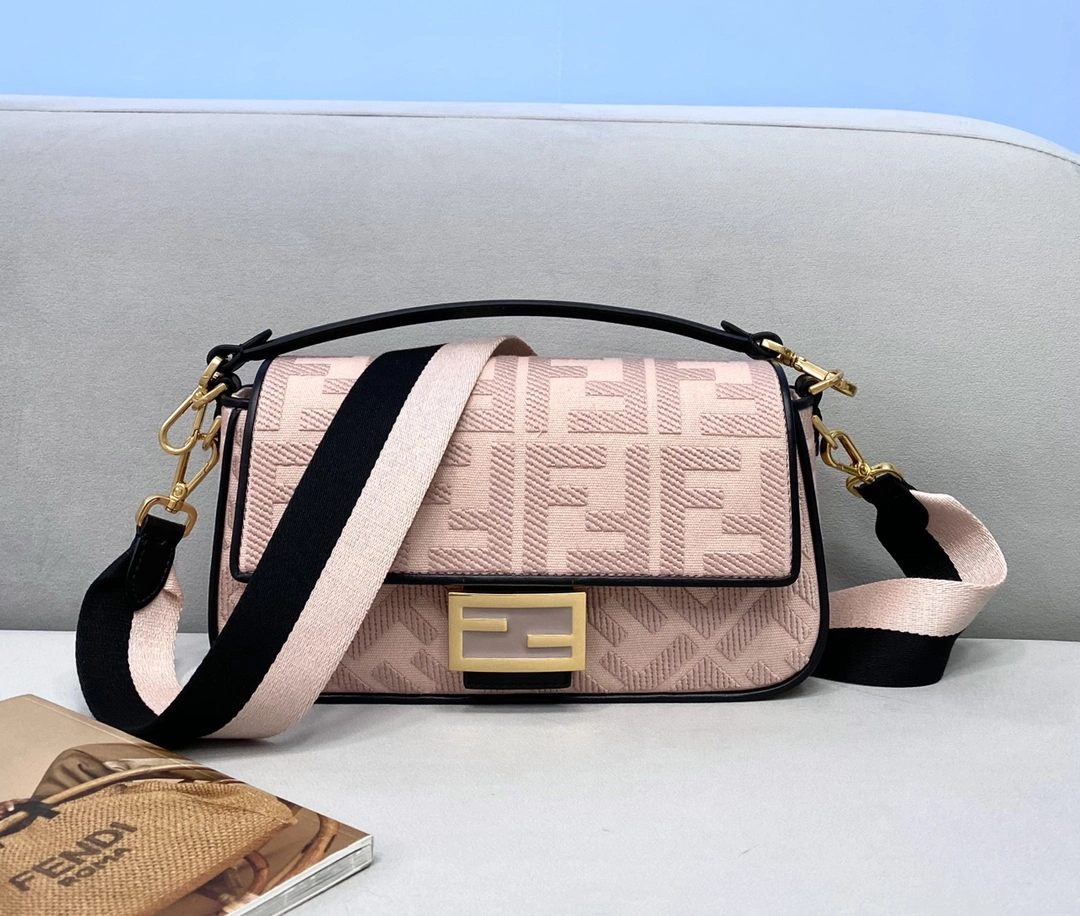 Fendi Satchel Bags Comfortable 69772