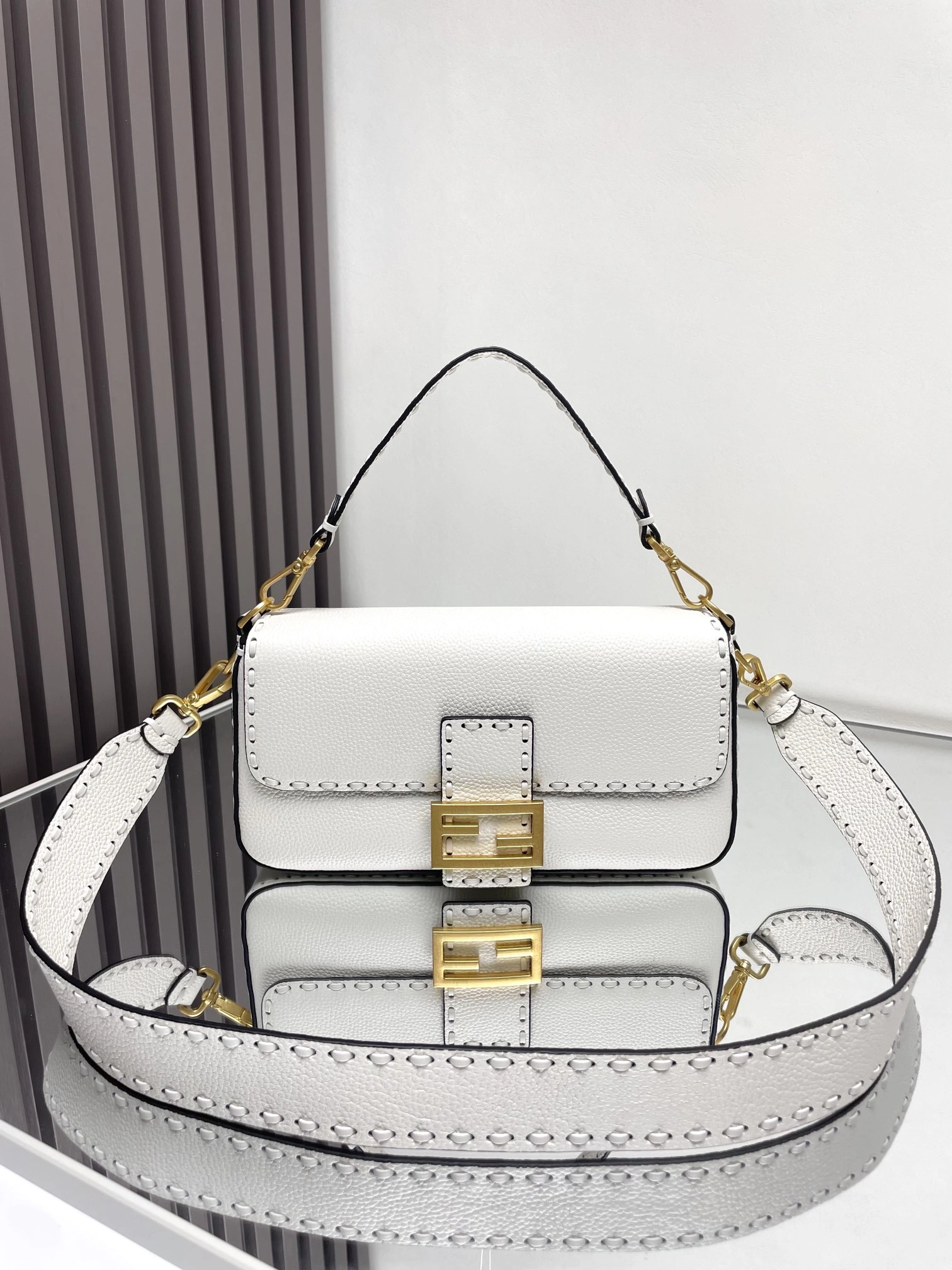 Modern Fendi Satchel Bags 69762