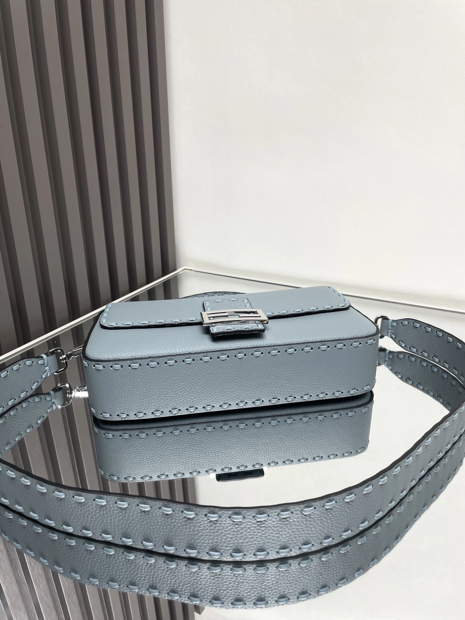 Fendi Satchel Bags EyeCatching 69846