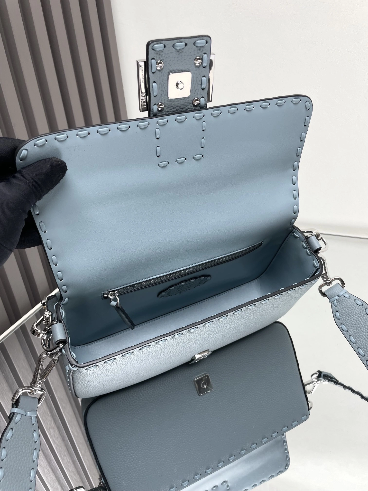 Fendi Satchel Bags EyeCatching 69846