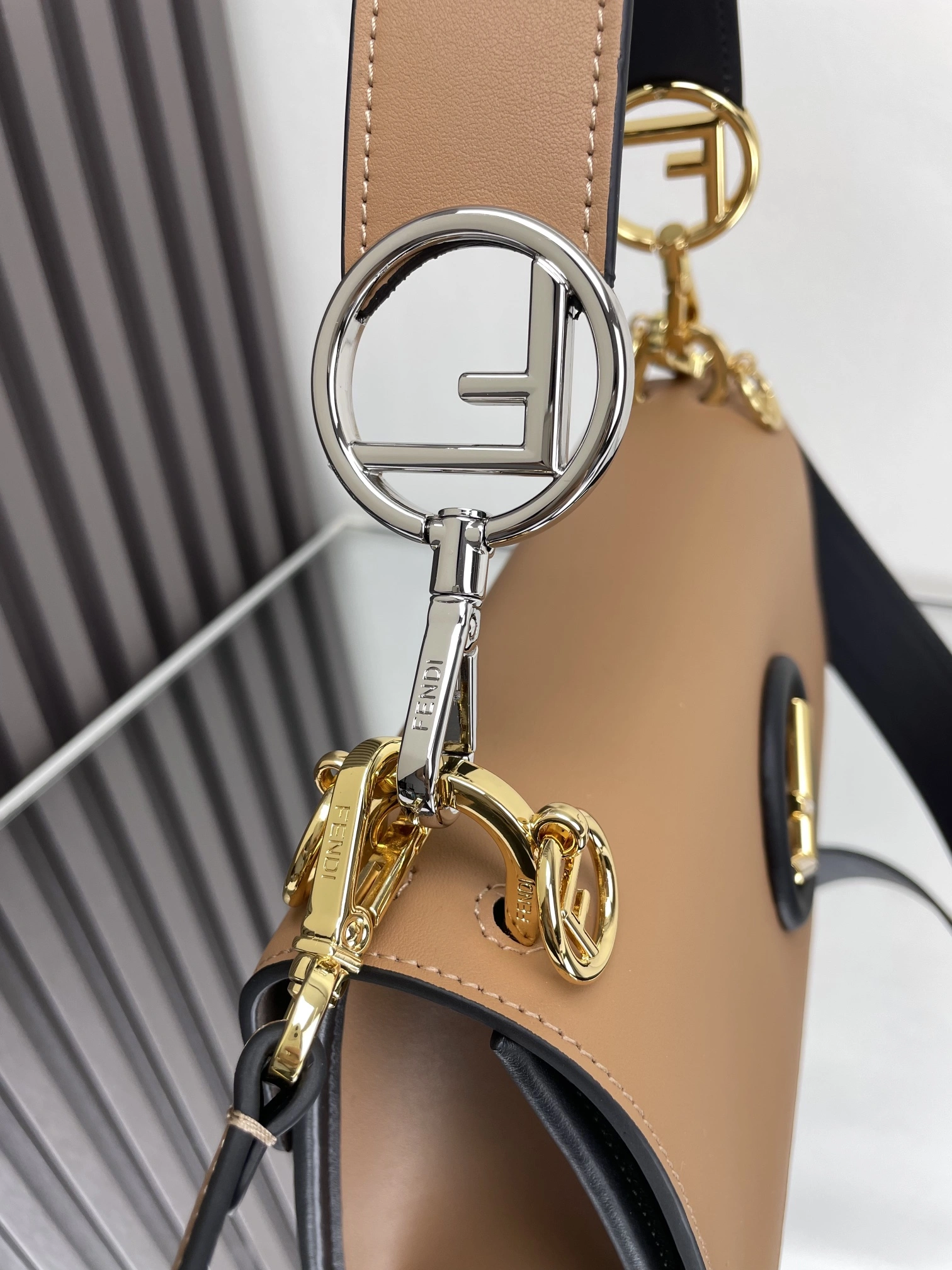 QuickDry Fendi Satchel Bags 69763