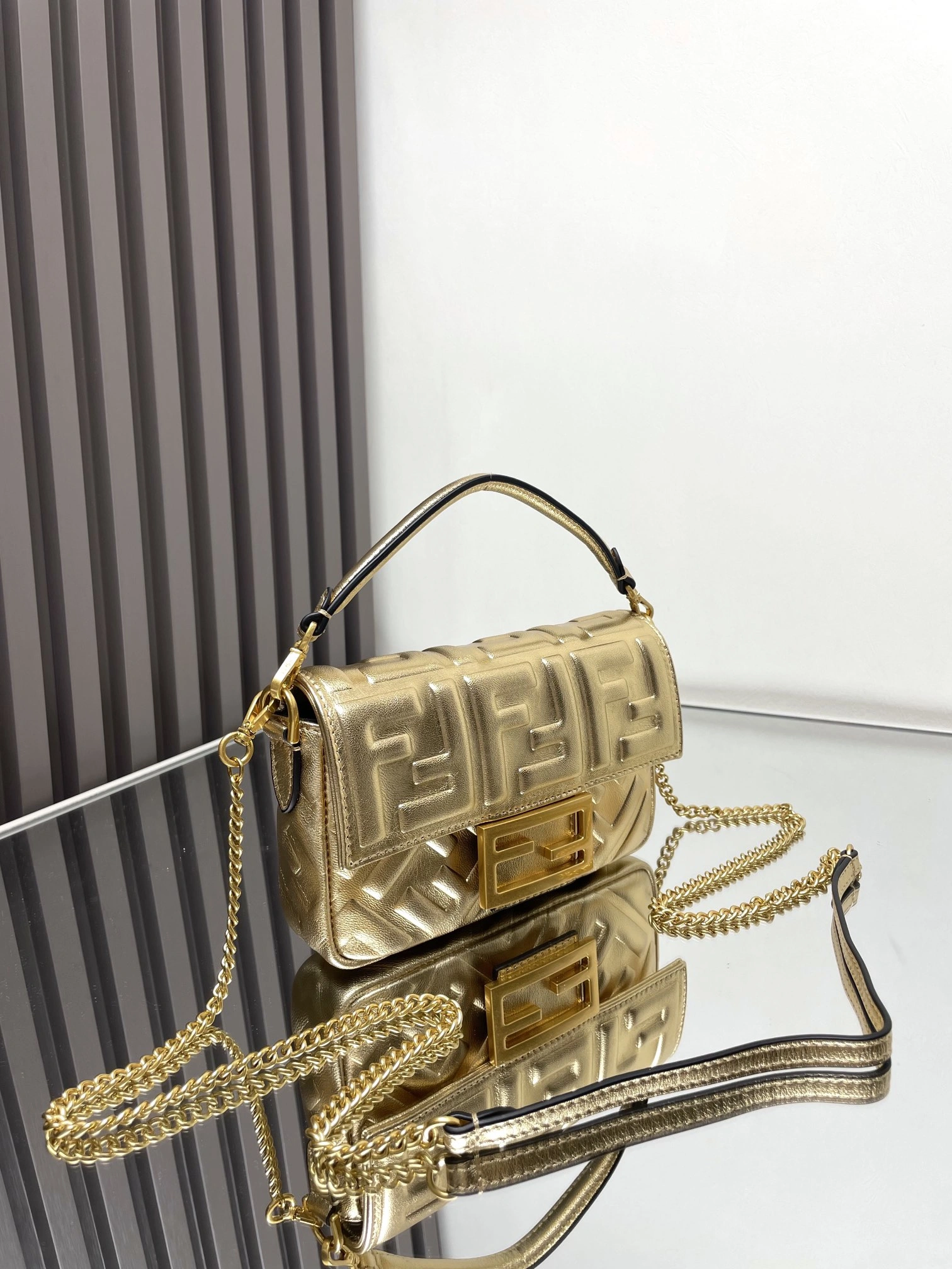 Fendi Satchel Bags TechFriendly 69765