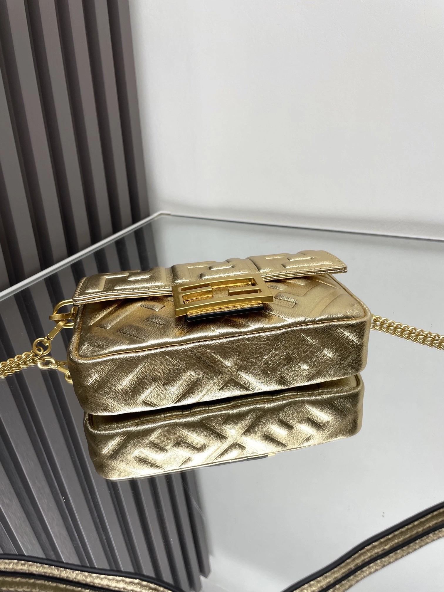 Fendi Satchel Bags TechFriendly 69765