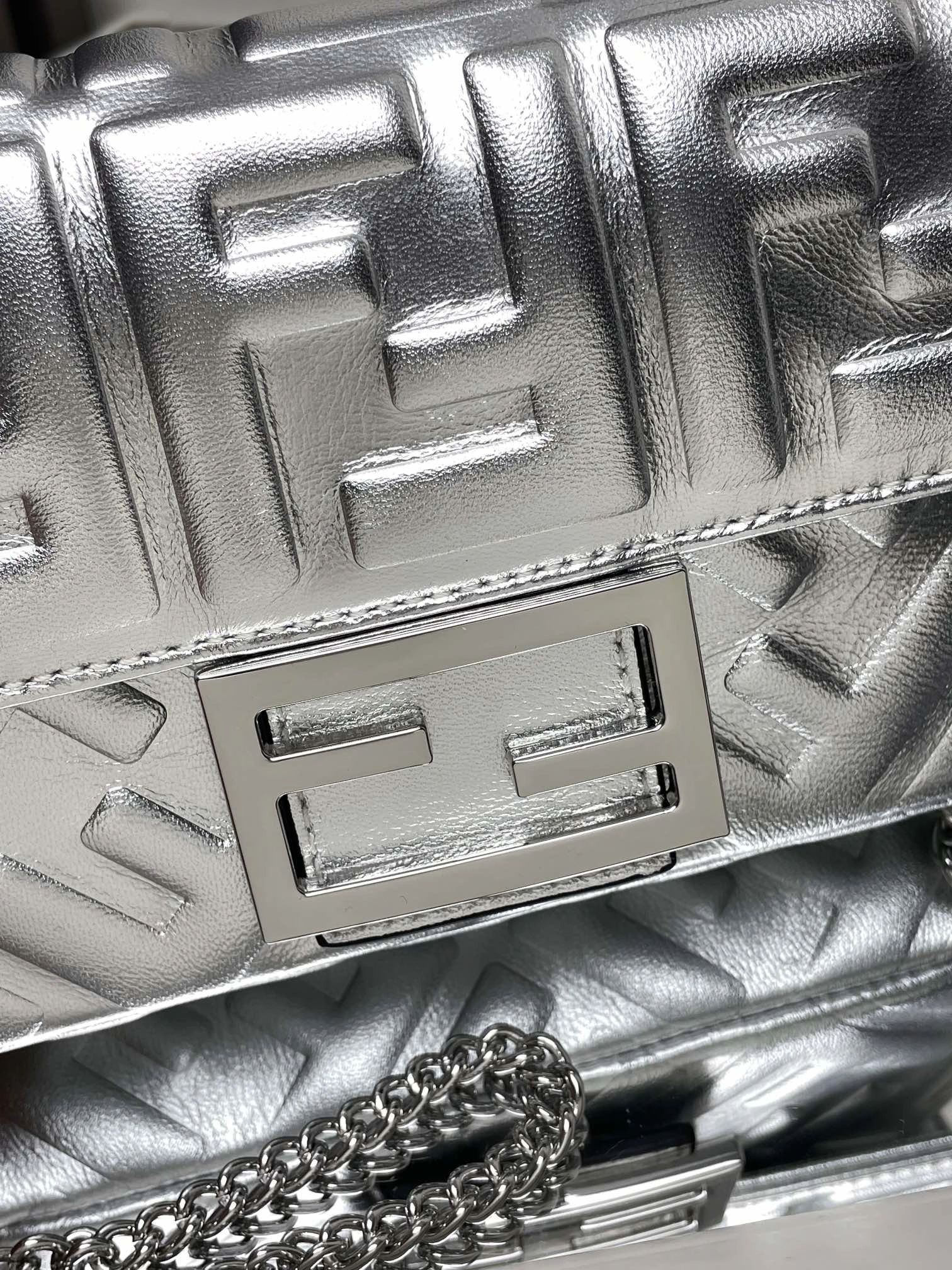 Trendsetting Fendi Satchel Bags 69759