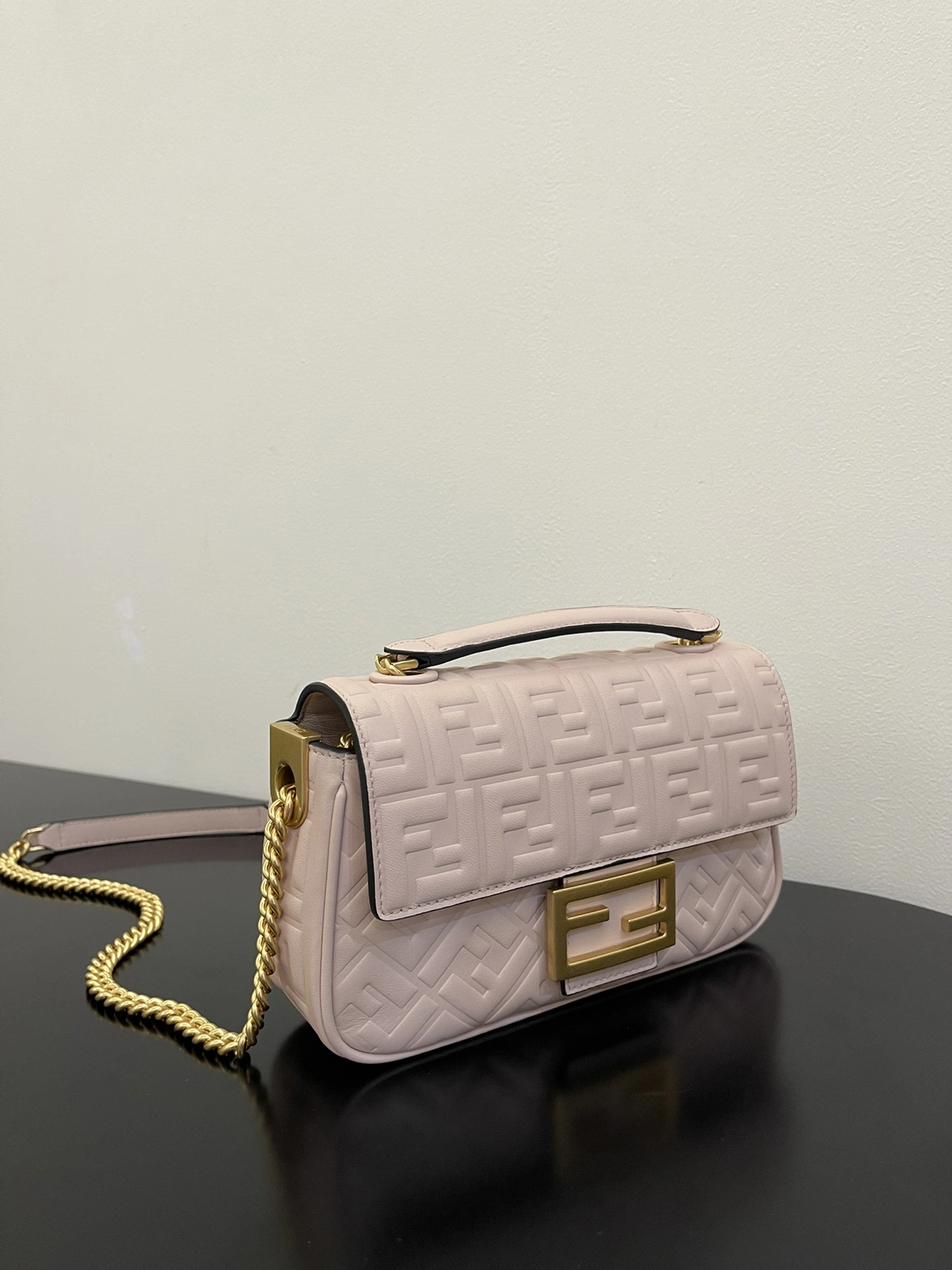 Fendi Satchel Bags Modern 69756