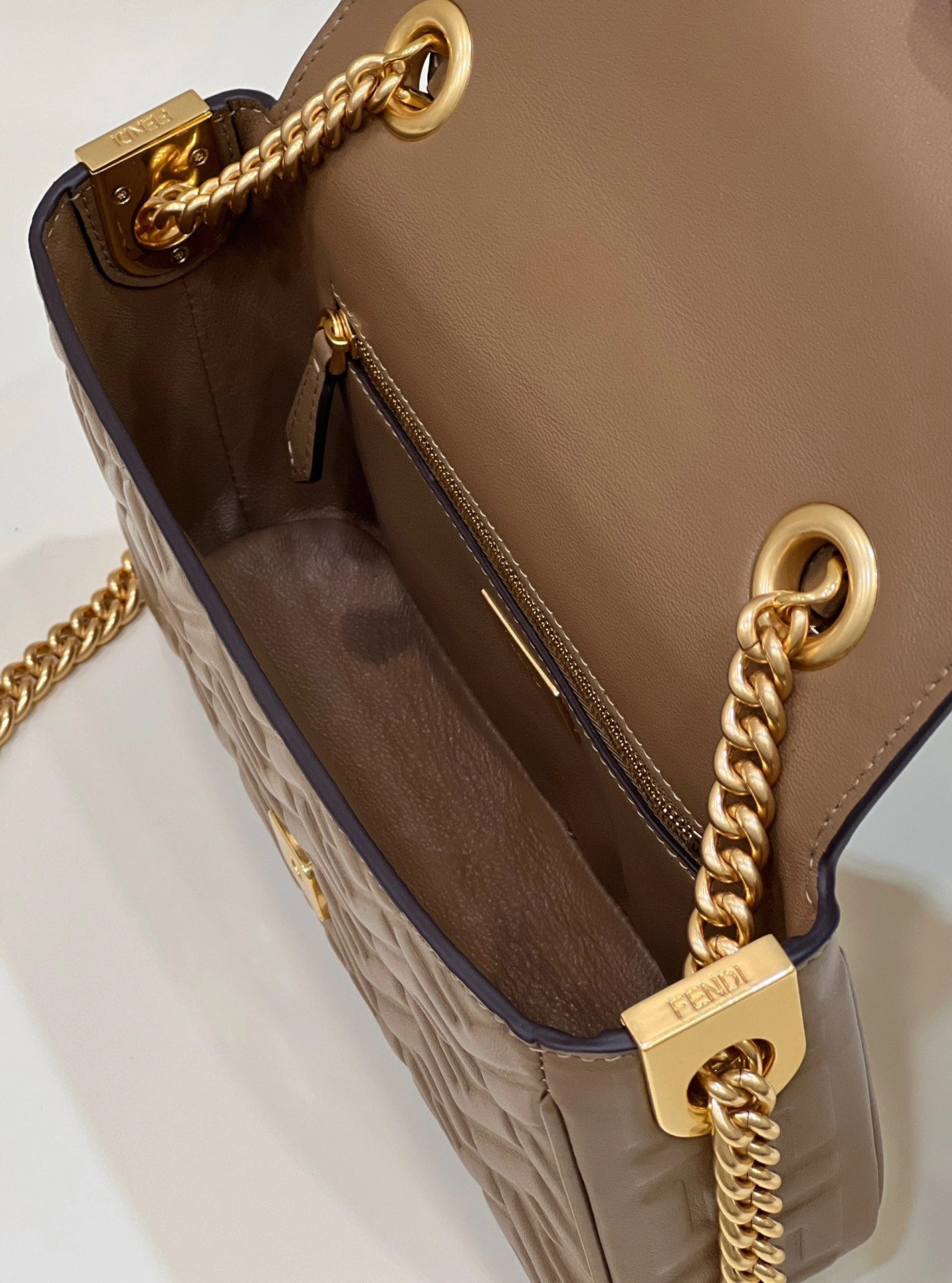 Fendi Satchel Bags Flexible 69795