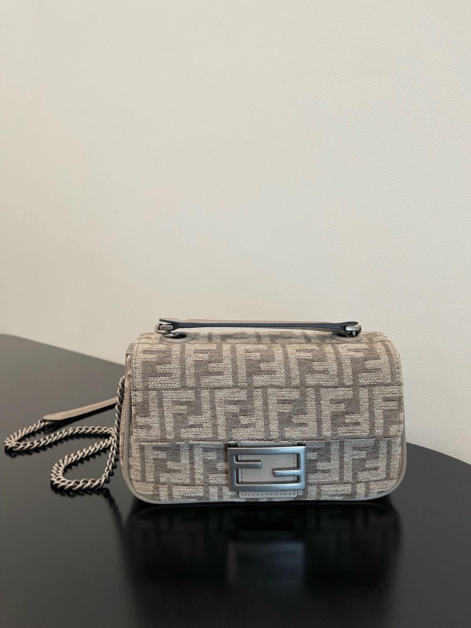 Fendi Satchel Bags ComfortFit 69755