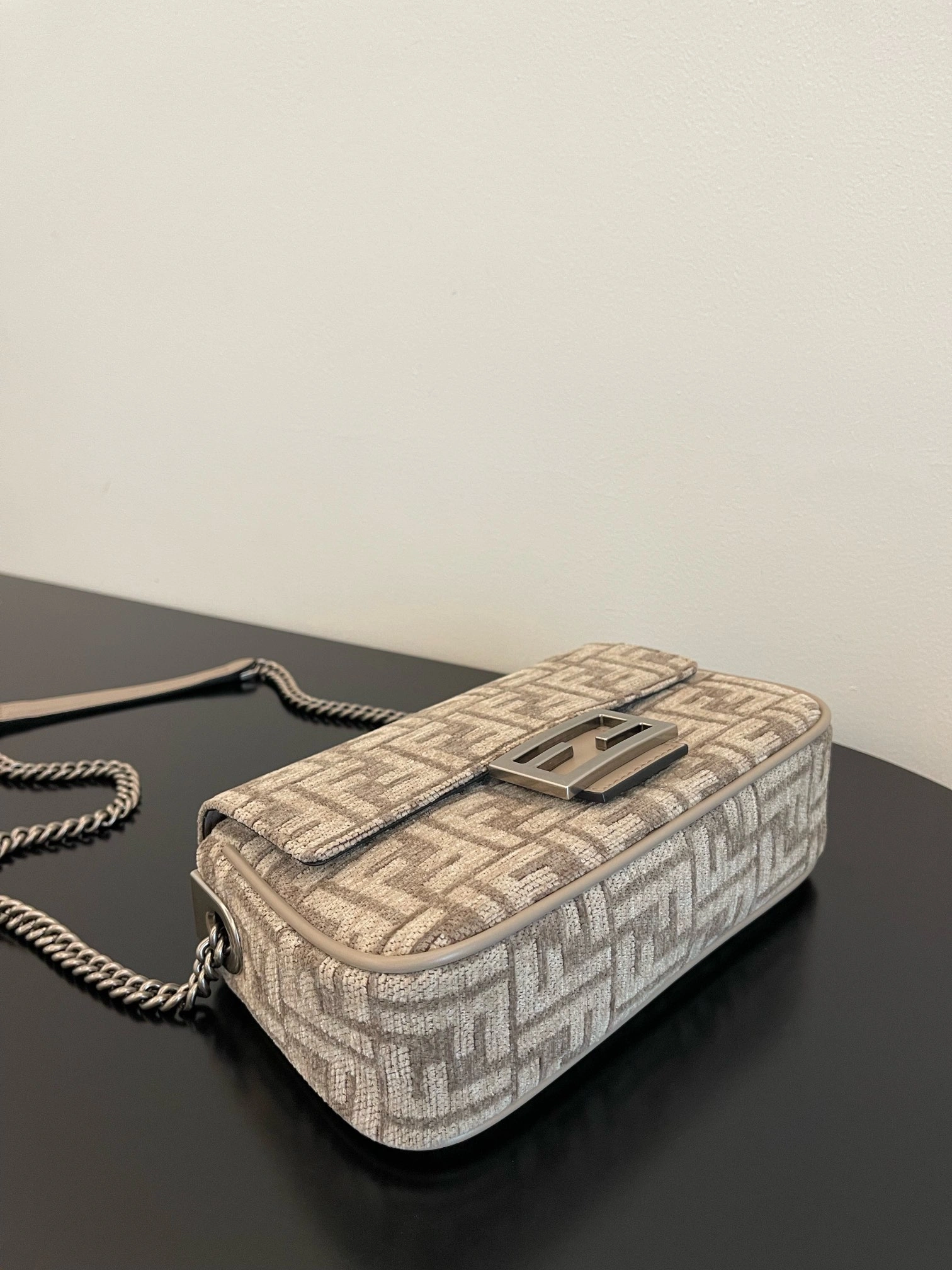 Fendi Satchel Bags ComfortFit 69755