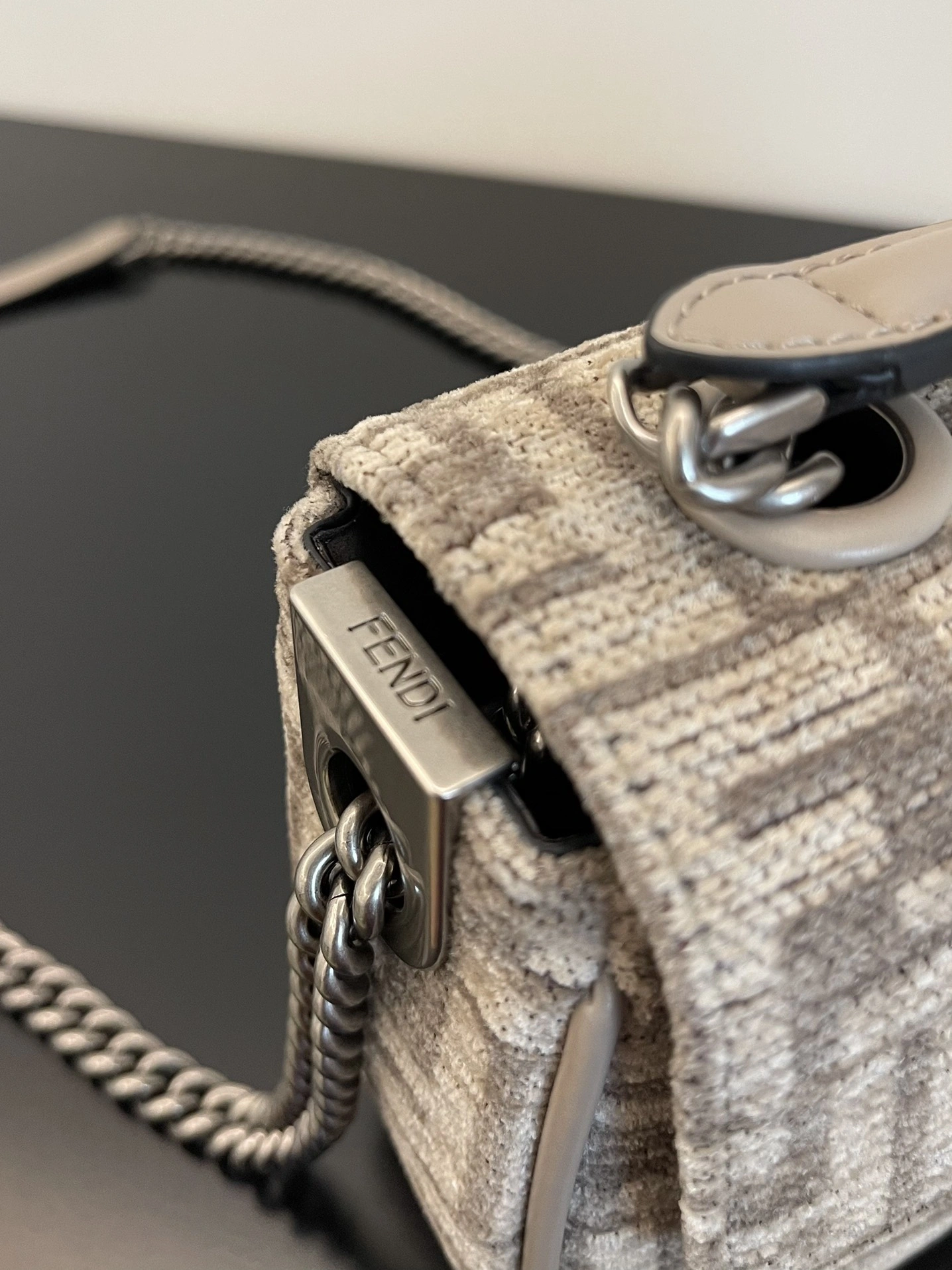 Fendi Satchel Bags ComfortFit 69755