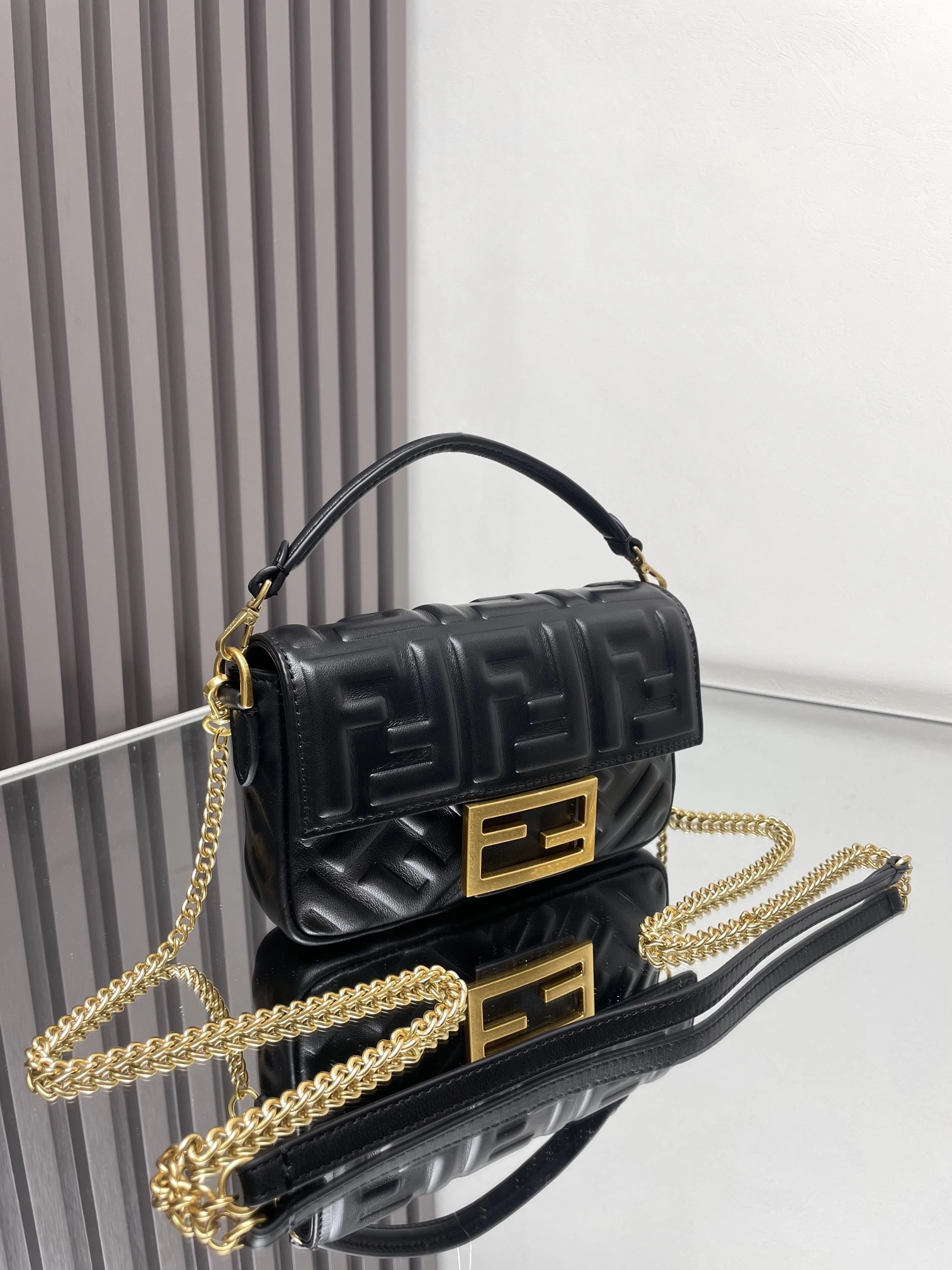 Fendi Satchel Bags Seasonal 69750