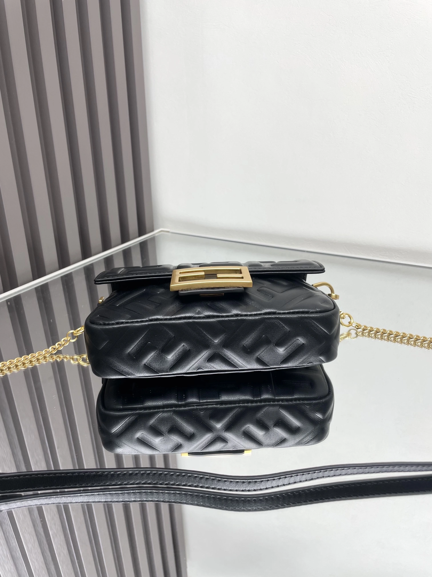 Fendi Satchel Bags Seasonal 69750