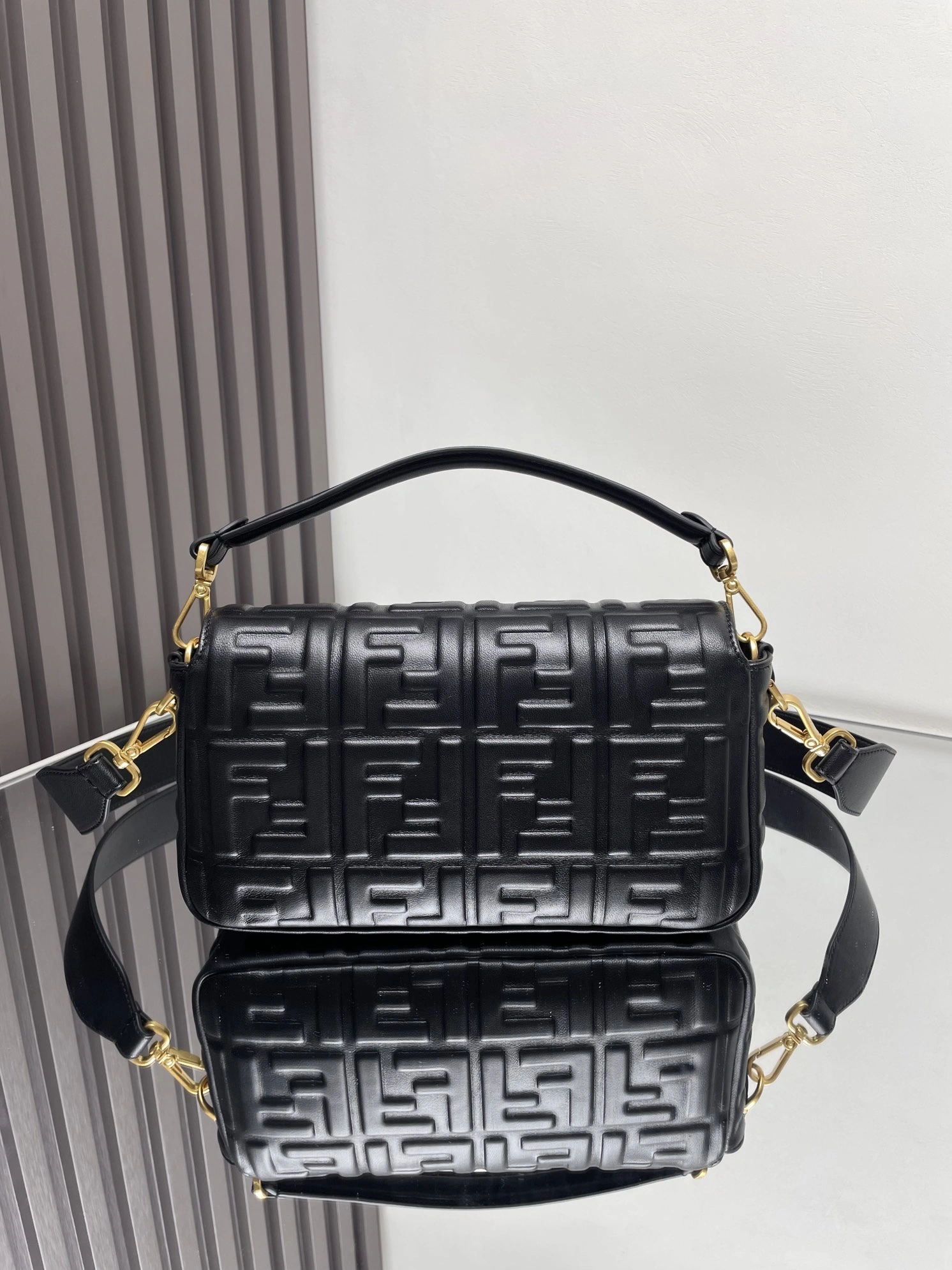 Fendi Satchel Bags MoistureWicking 69744