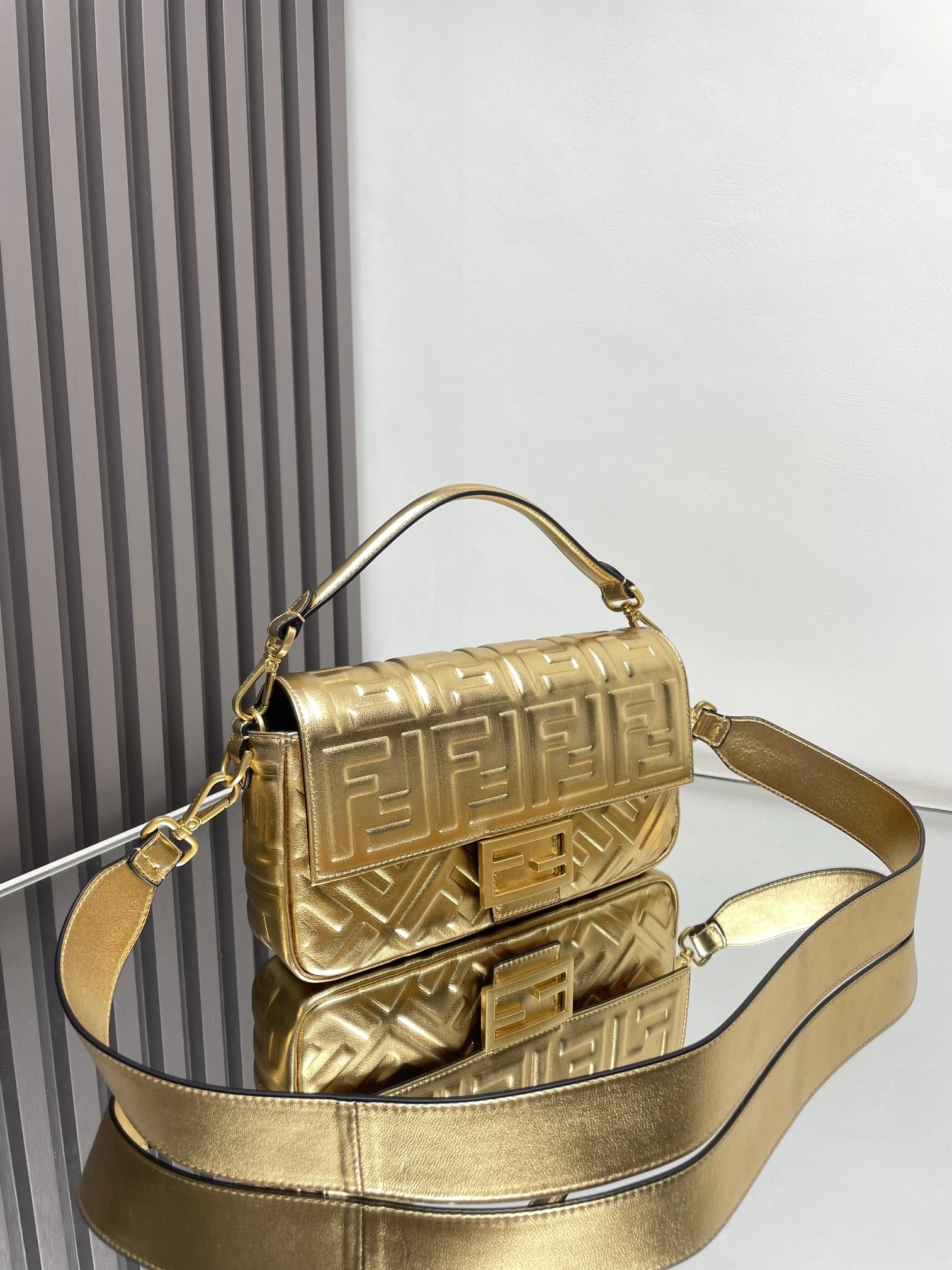Fendi Satchel Bags AllSeason 69738