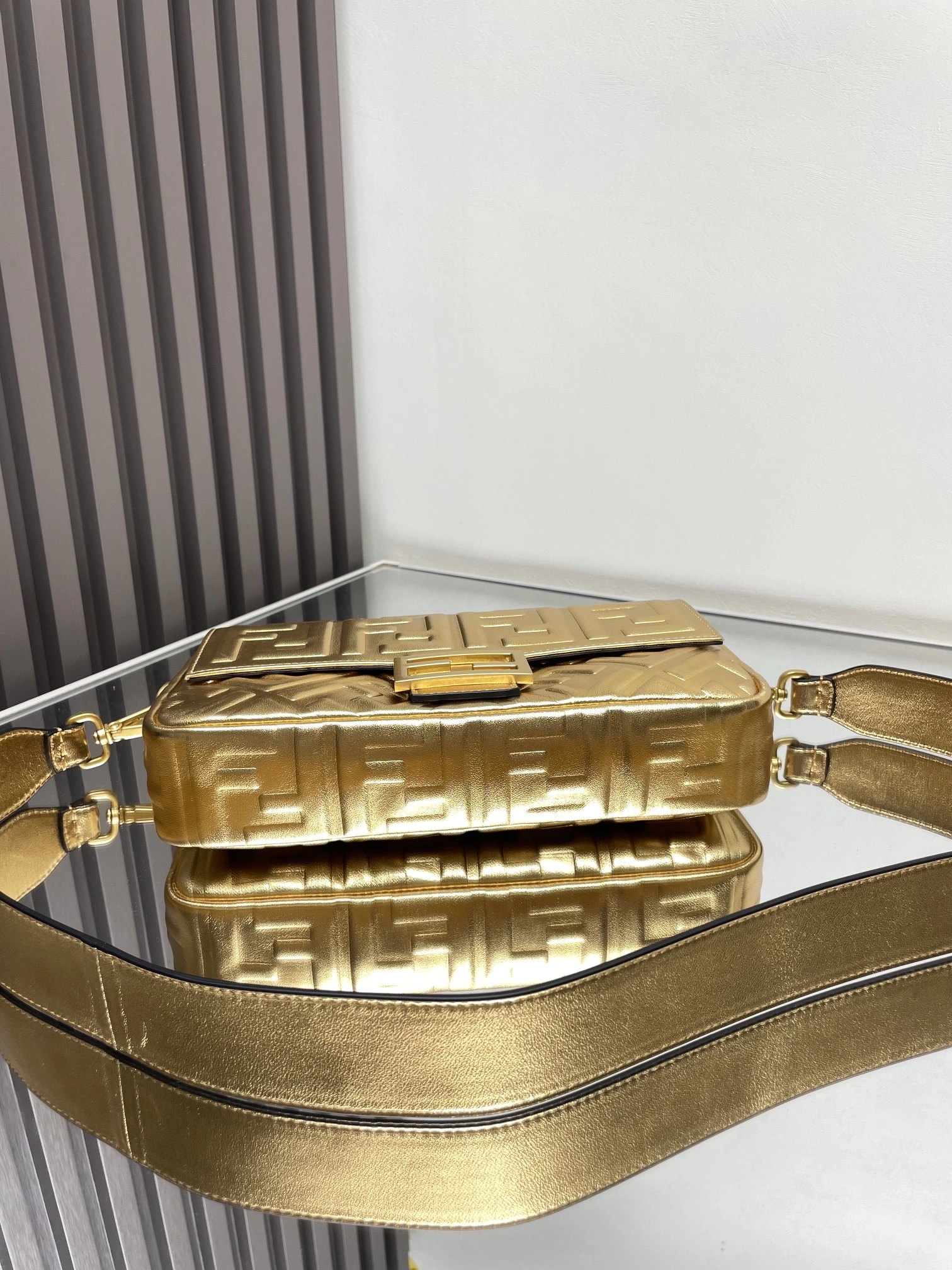Fendi Satchel Bags AllSeason 69738