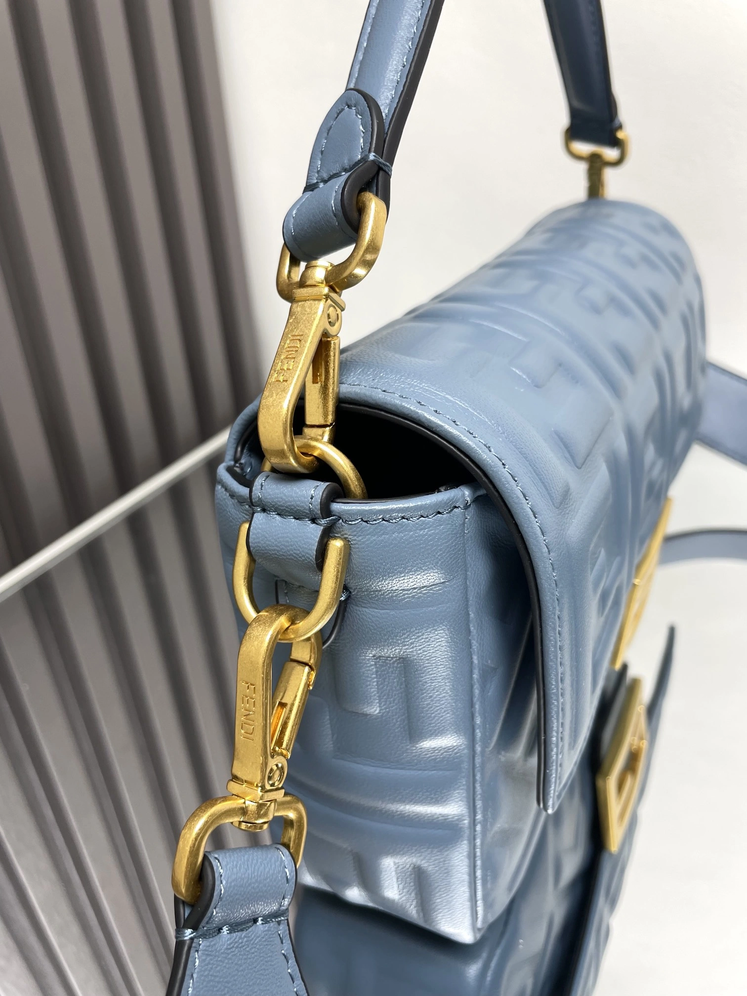 Fendi Satchel Bags Popular 69741