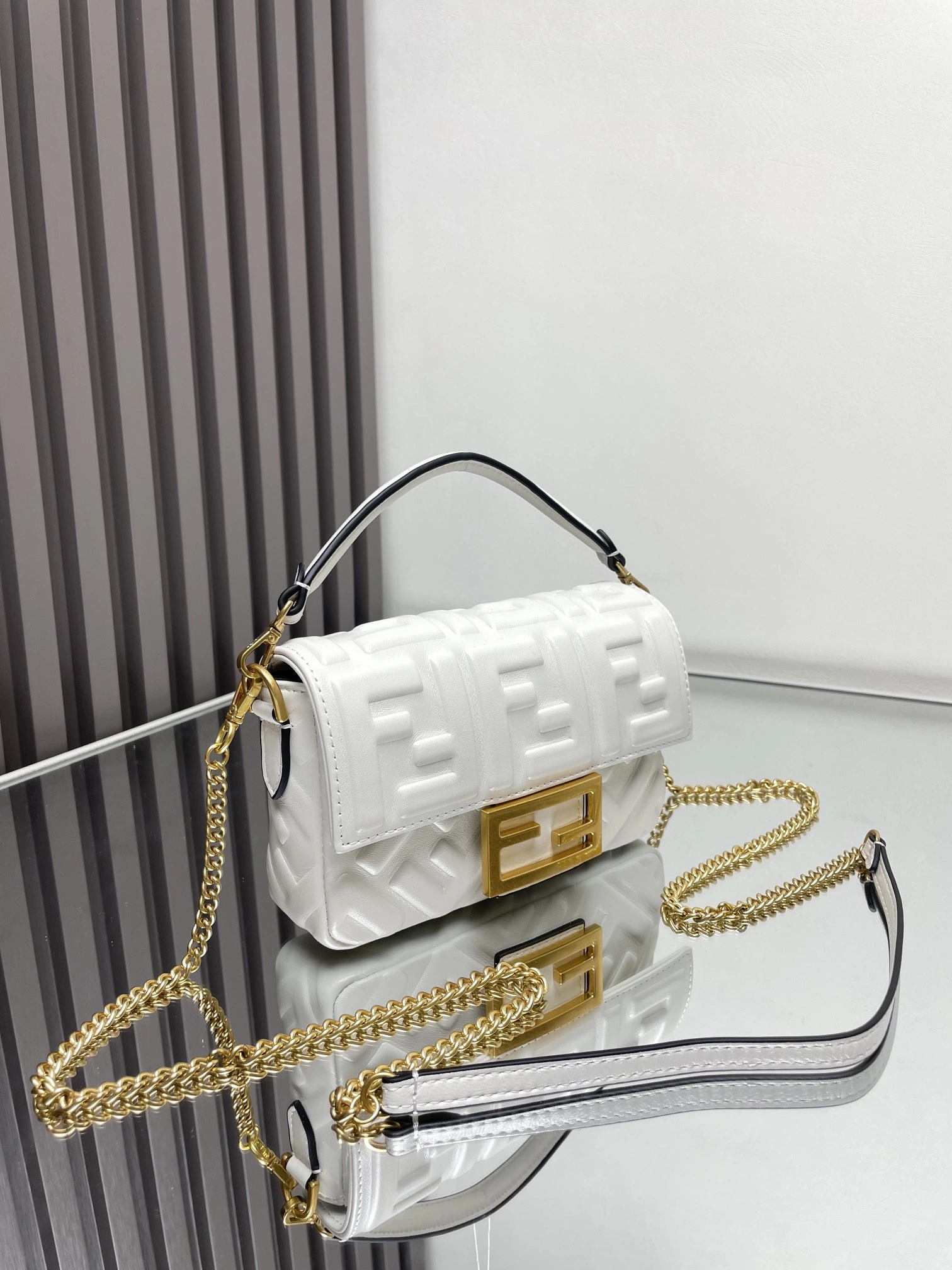 Resilient Fendi Satchel Bags 69742