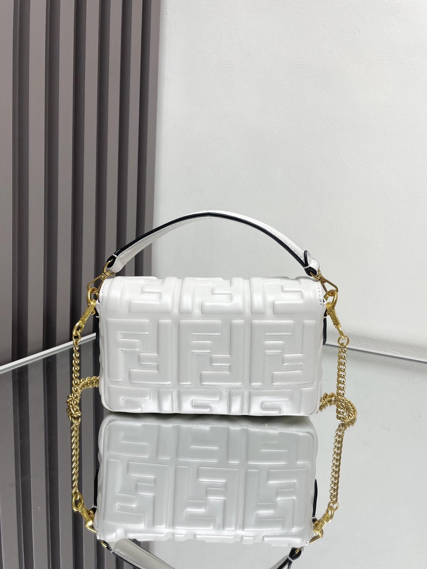 Resilient Fendi Satchel Bags 69742