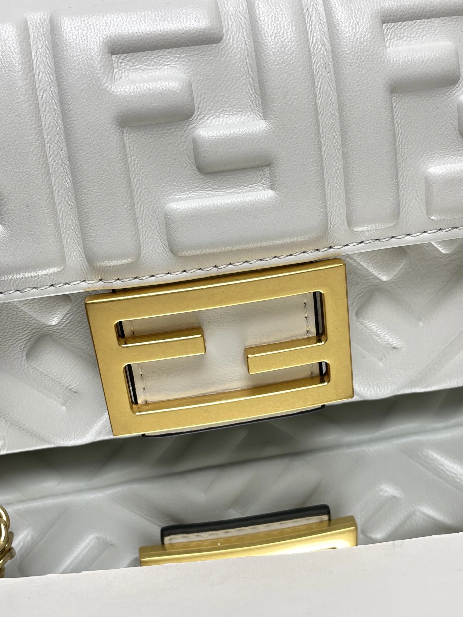 Resilient Fendi Satchel Bags 69742