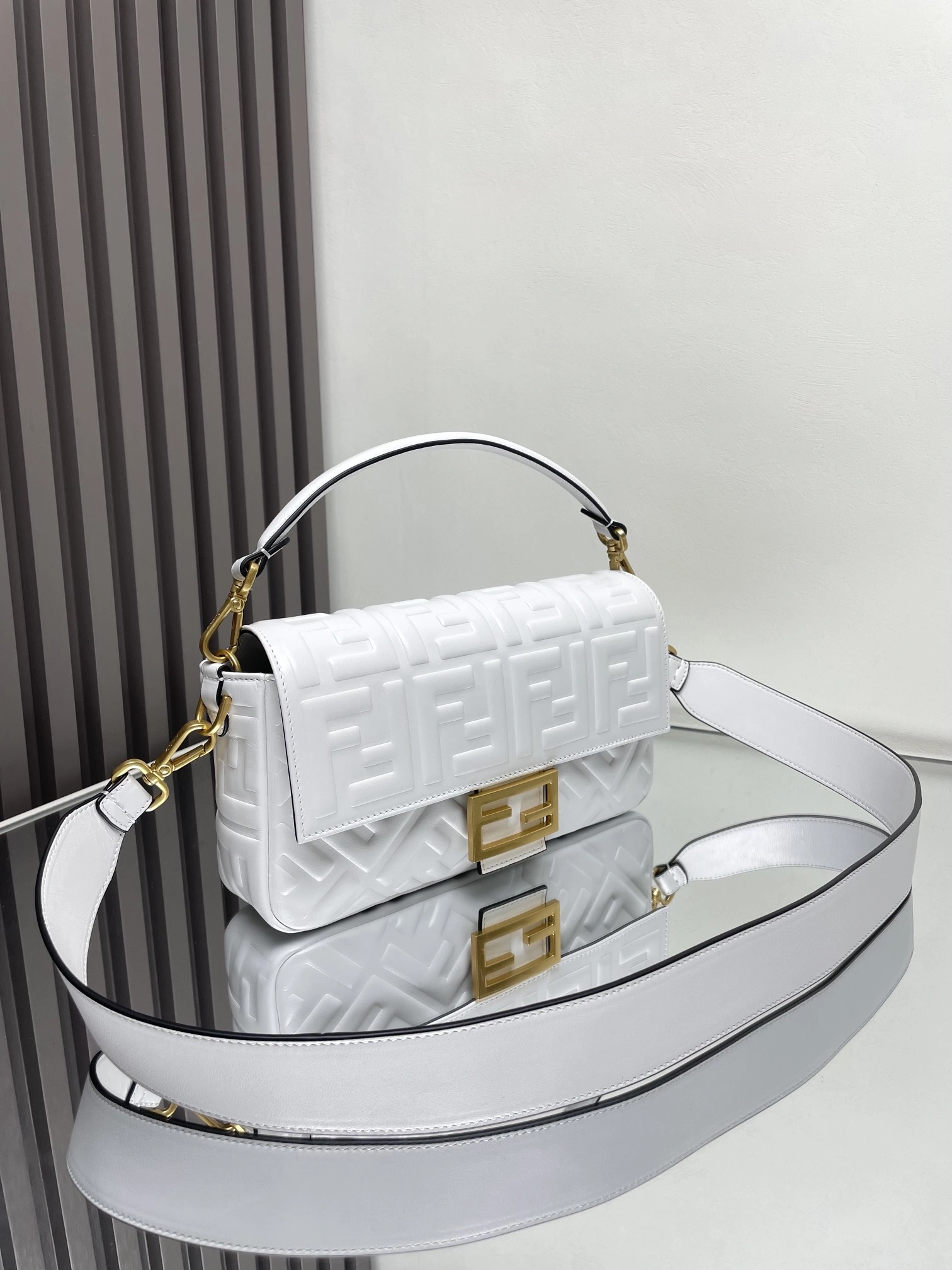 Fendi Satchel Bags Sporty 69740