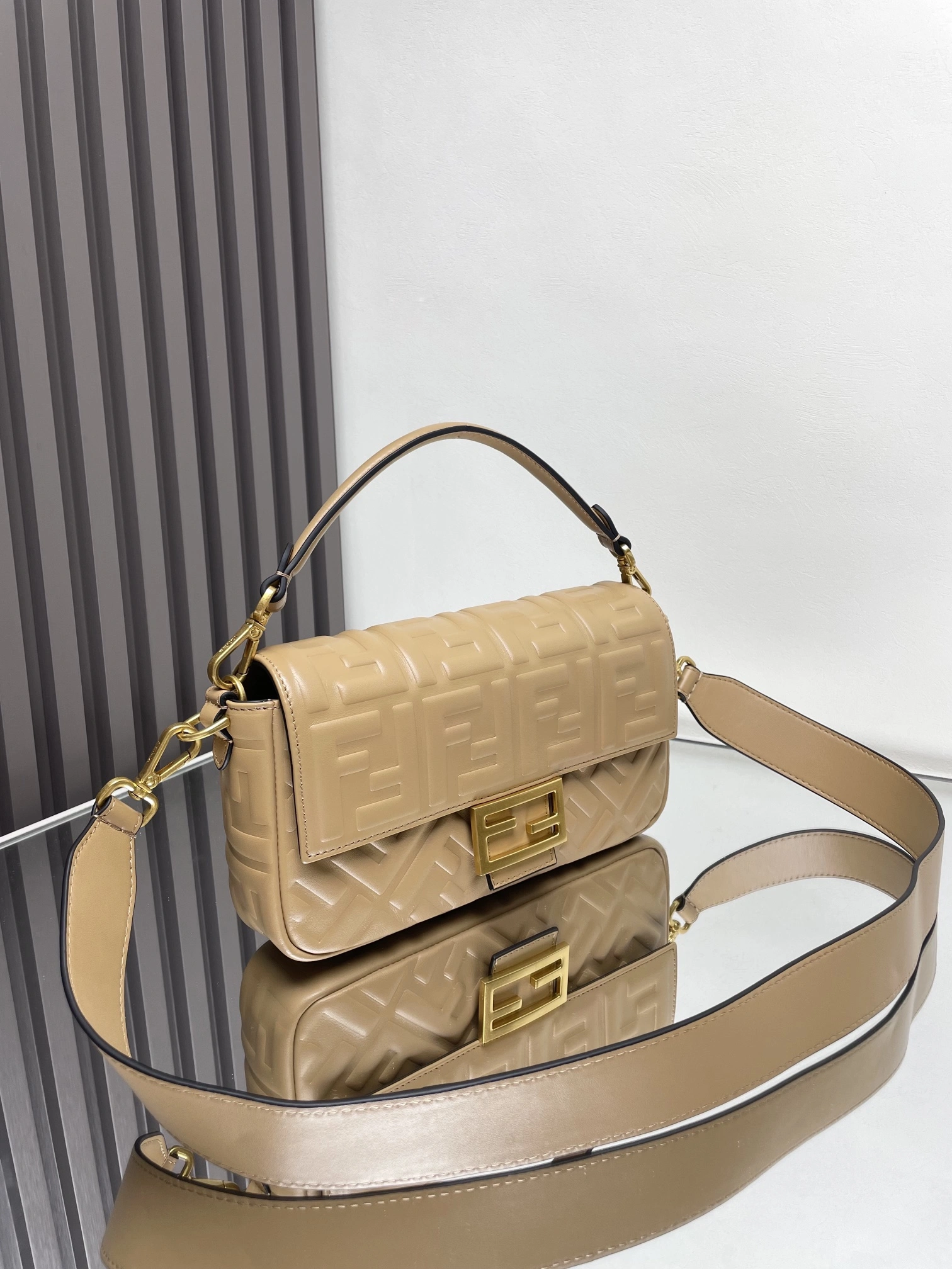 Fendi Satchel Bags Timeless 69743