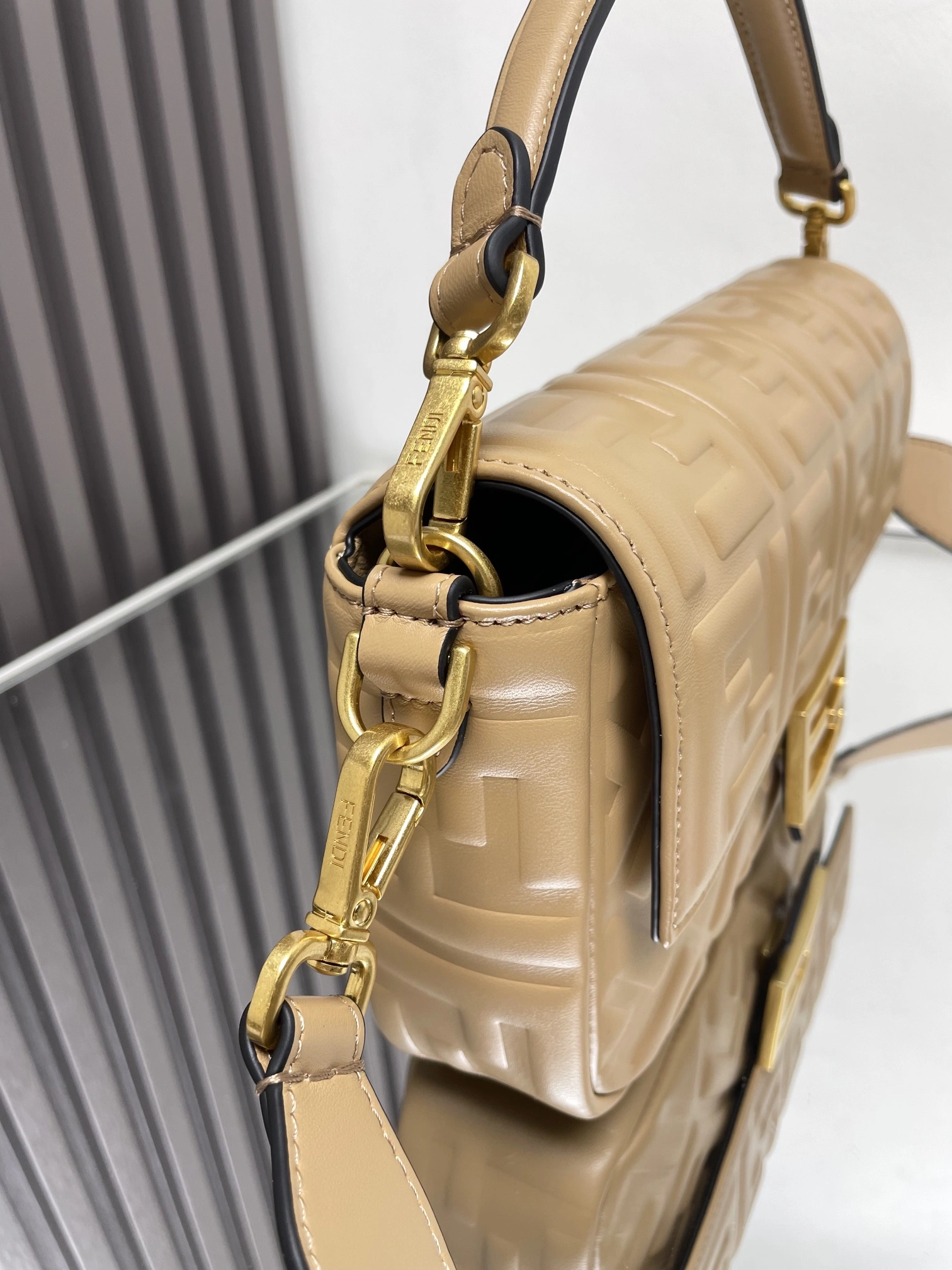 Fendi Satchel Bags Timeless 69743