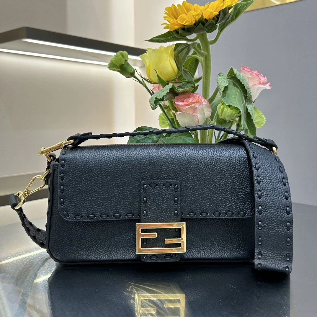 Cozy Fendi Satchel Bags 69747