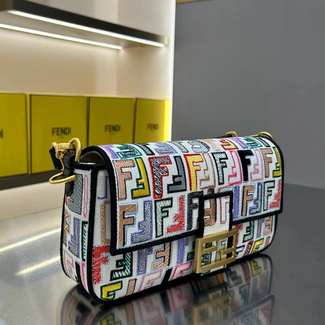 Elegant Fendi Satchel Bags 69746