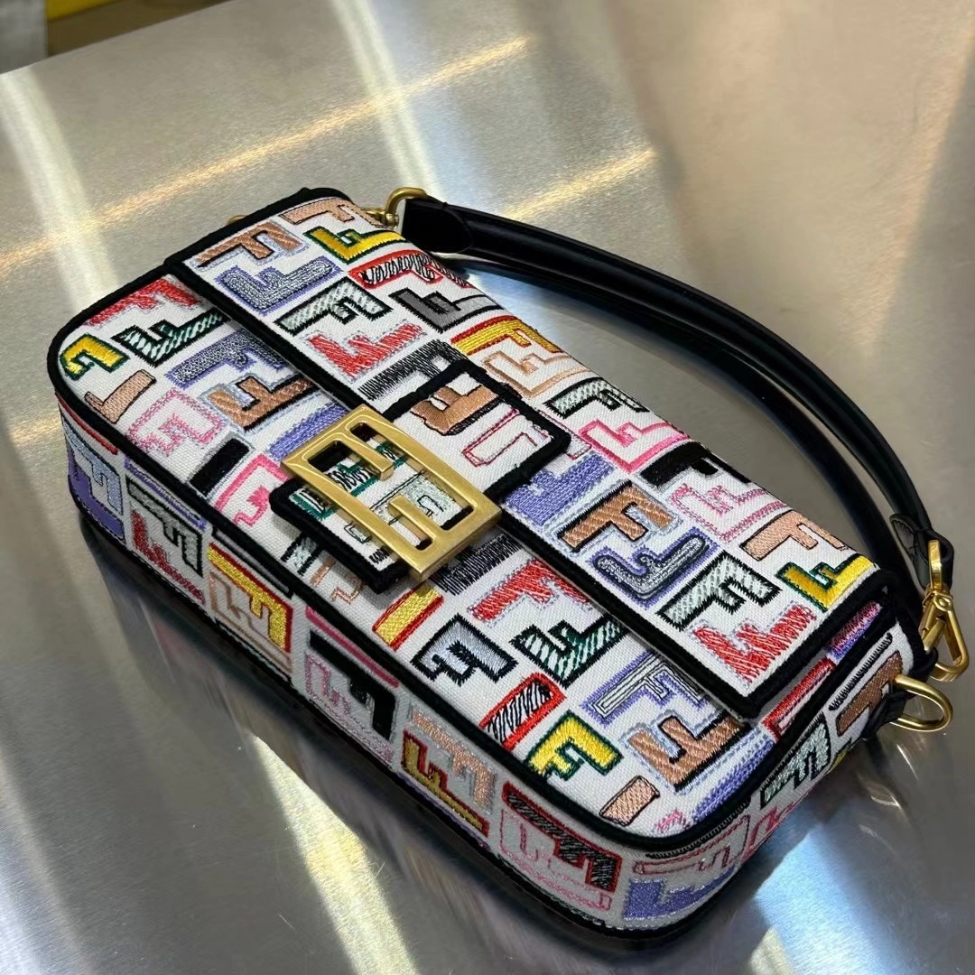 Elegant Fendi Satchel Bags 69746