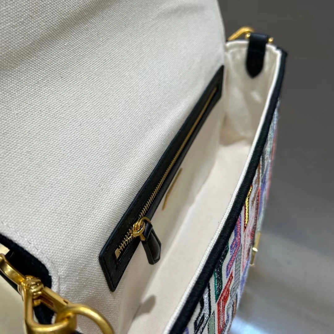 Elegant Fendi Satchel Bags 69746