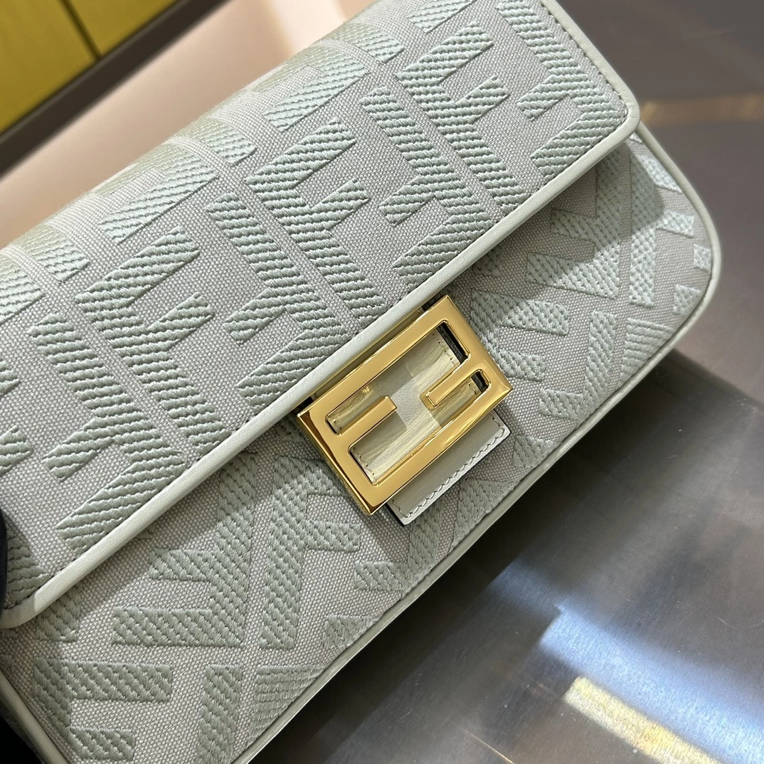 Seasonal Fendi Satchel Bags 69735