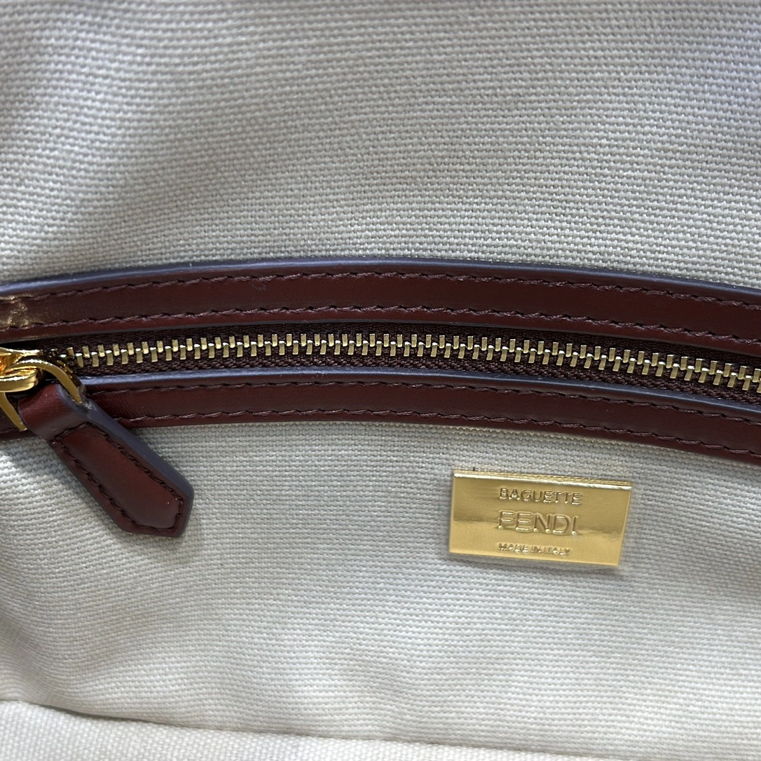 Lightweight Fendi Satchel Bags 69728