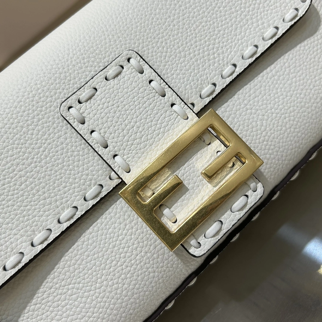 Fendi Satchel Bags WrinkleFree 69736
