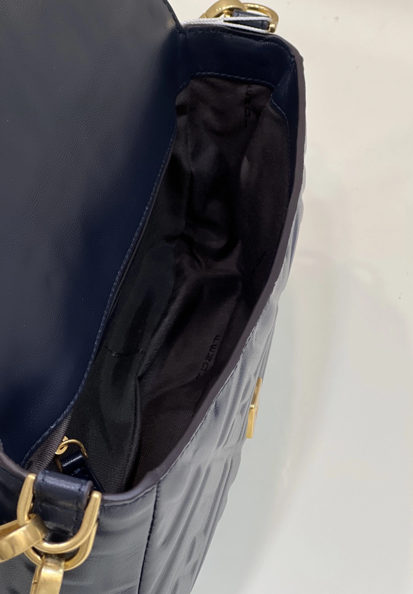 Vibrant Fendi Satchel Bags 69733